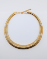 Izoa Ananta Snake Chain Collar Necklace Gold