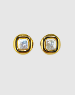 Izoa Fiona Pearl Stud Earrings