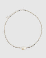 Izoa Amarae Freshwater Pearl Necklace Silver