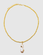Izoa Calista Drop Pearl Necklace Gold Black