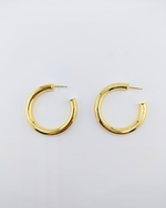Izoa Jessica Hoop Earrings Gold