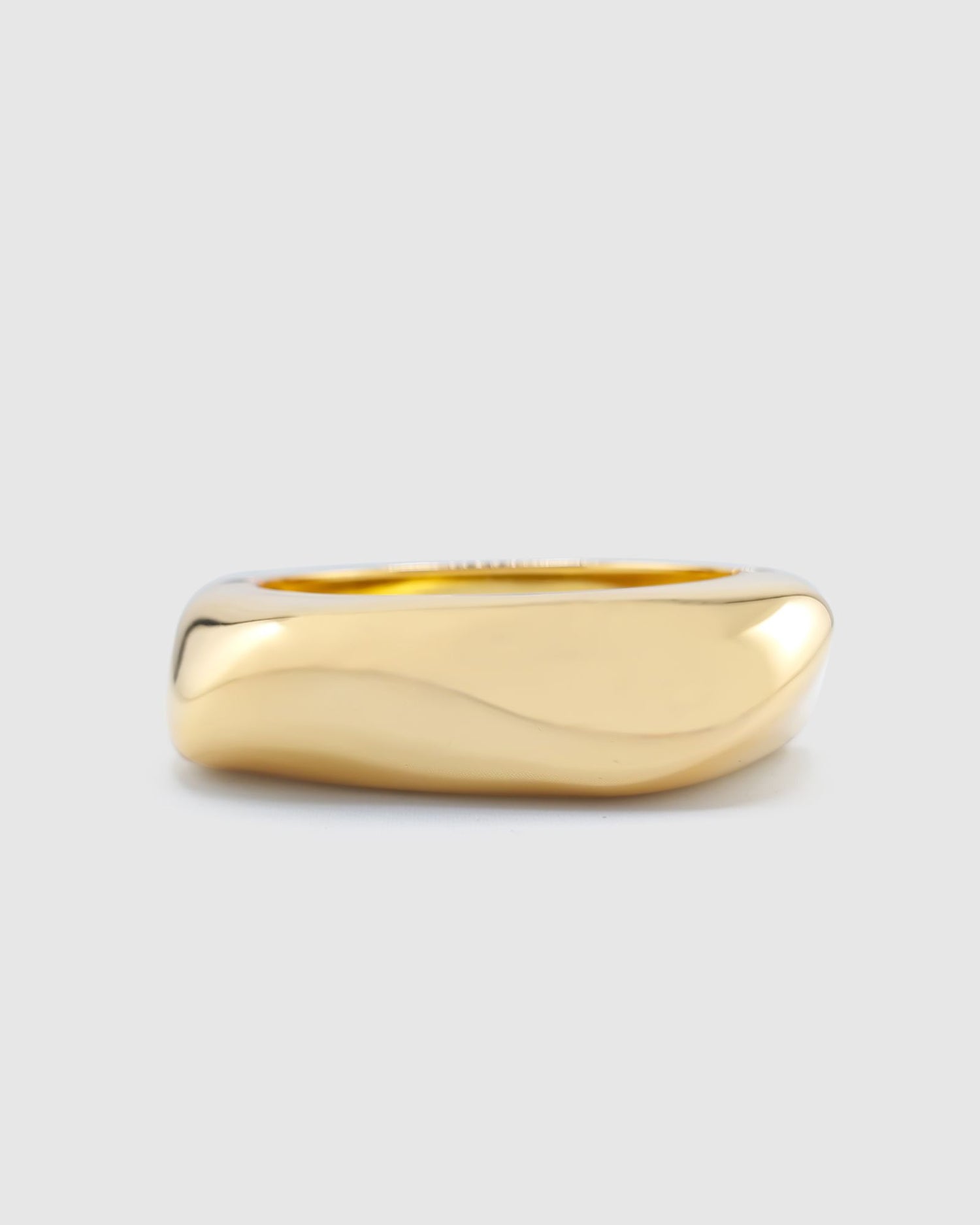 Izoa Kiki Bangle Gold