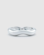 Izoa Lily Wave Bangle Silver