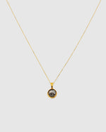 Izoa Vaya Pendant Necklace Gold