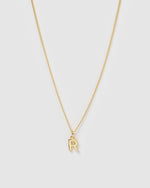Izoa Alphabet Letter R Necklace Gold