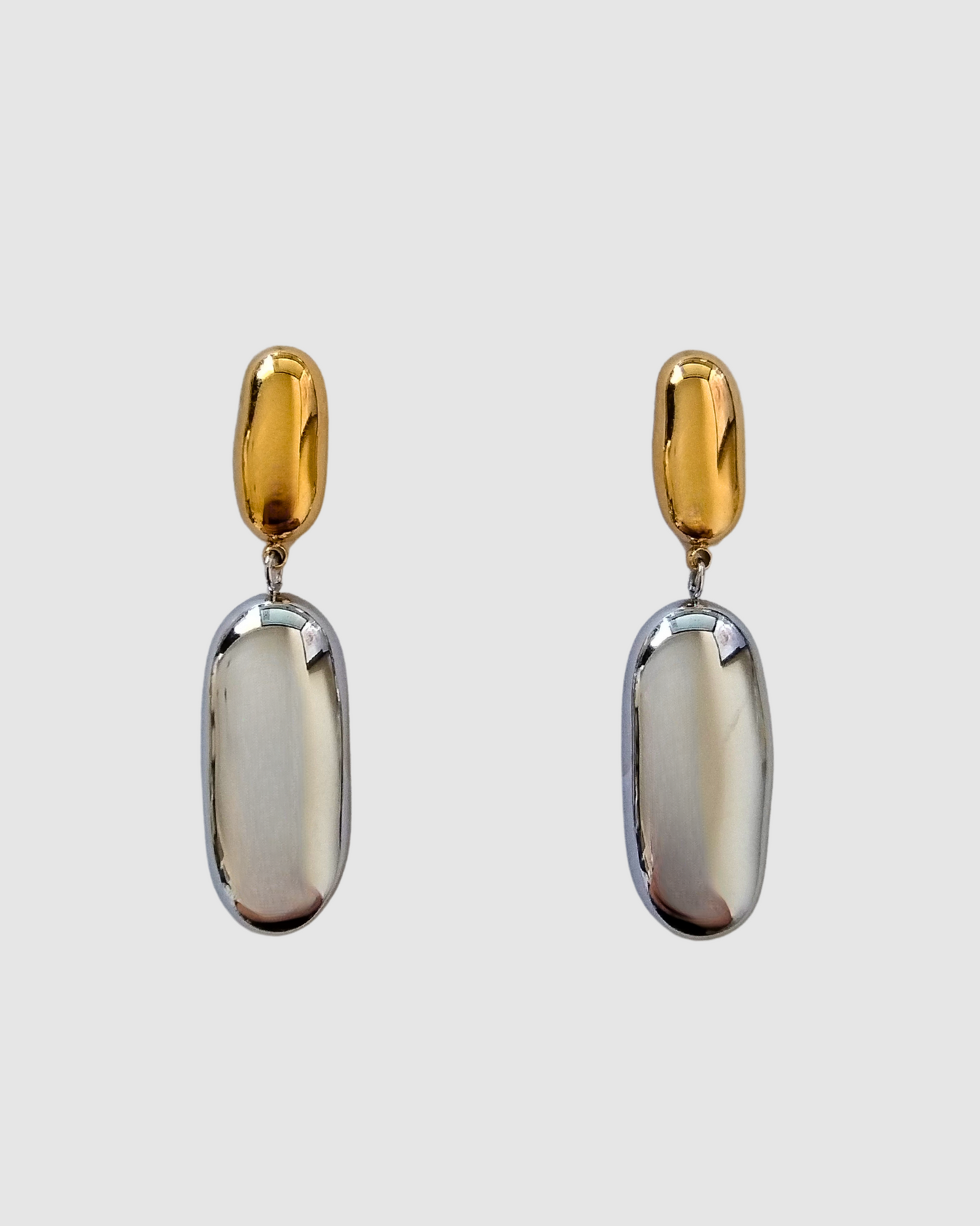 Izoa Aethera Stud Earrings Mix Metal