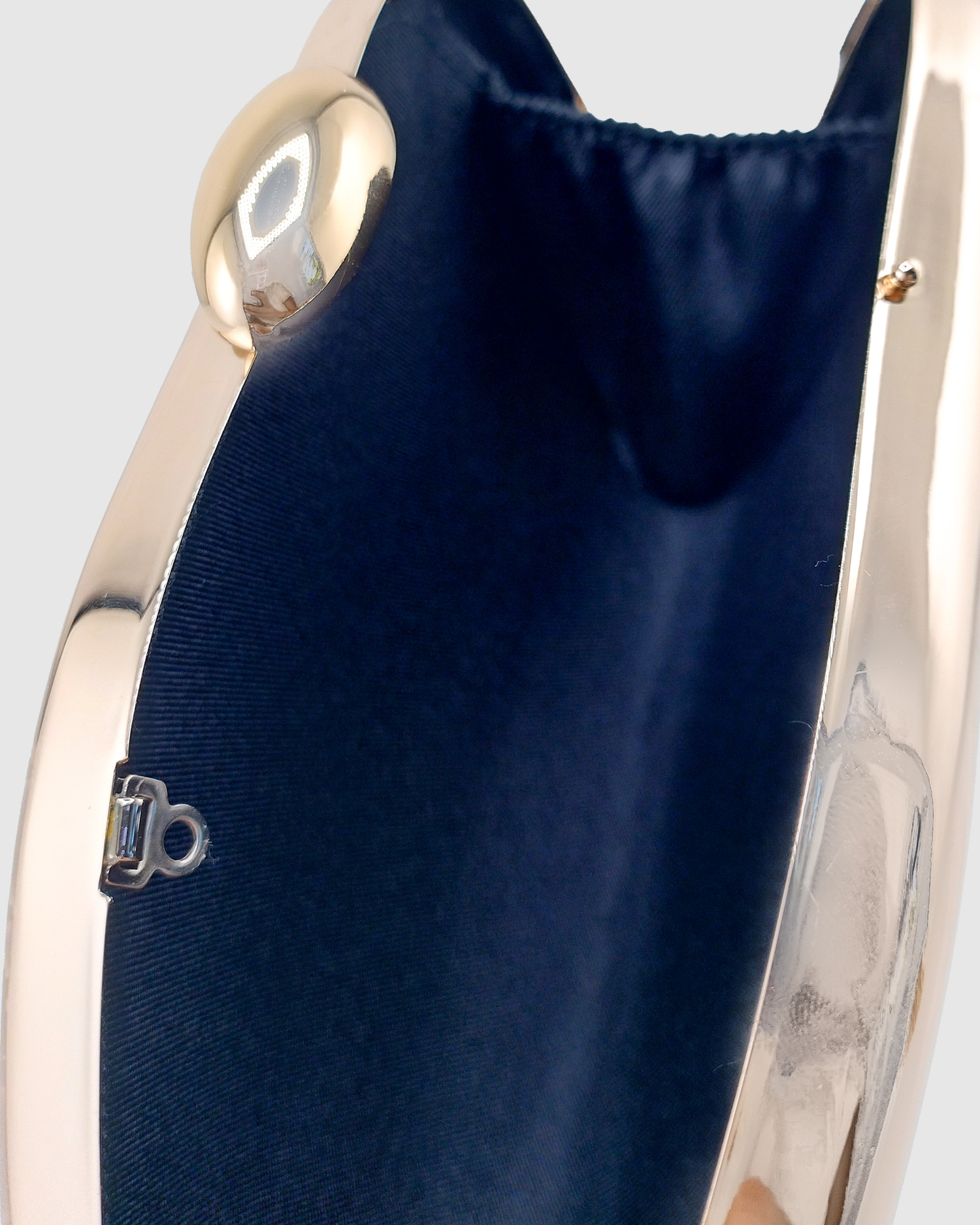 Izoa Clara Clutch Gold