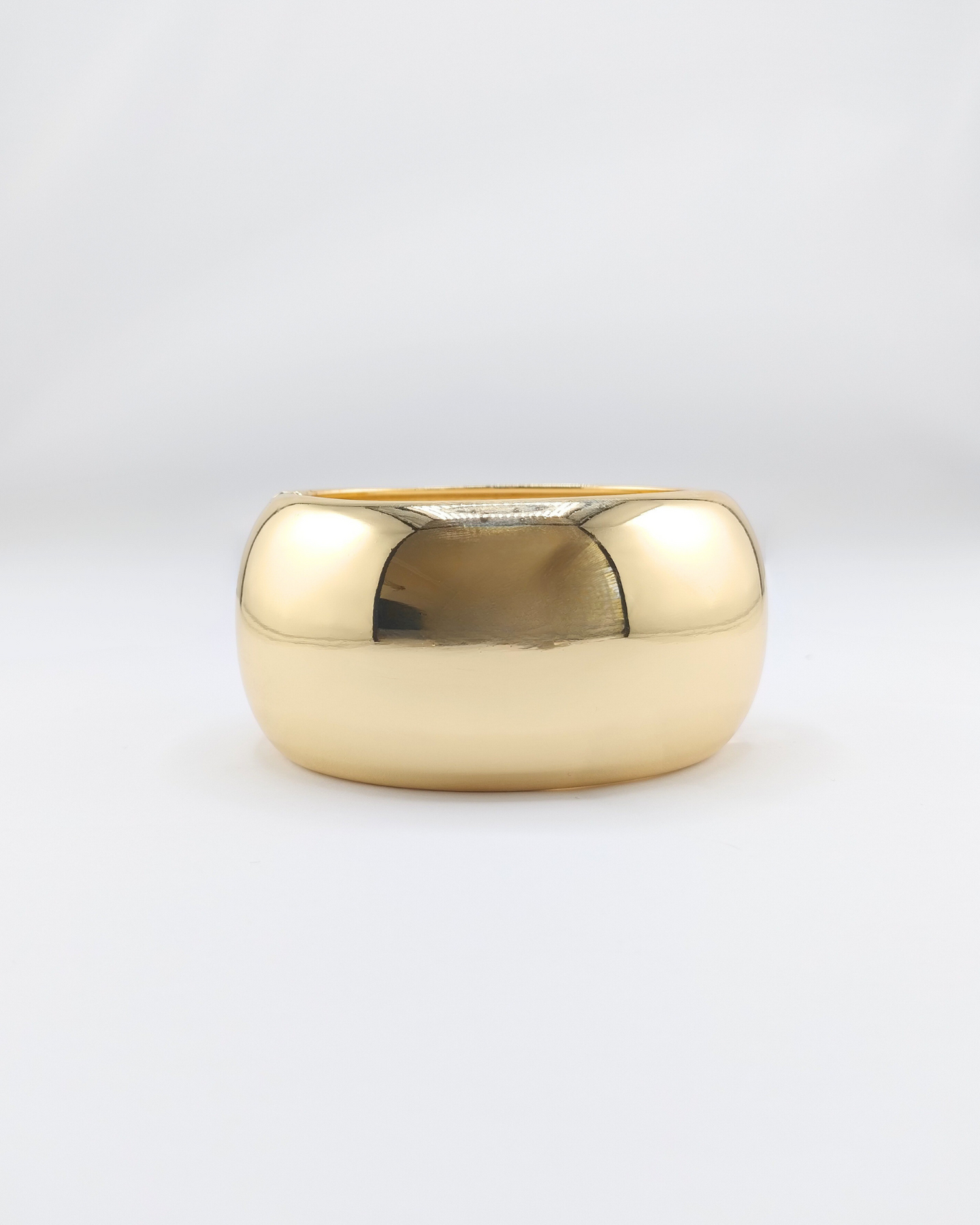 Izoa Chunky Gold Bangle