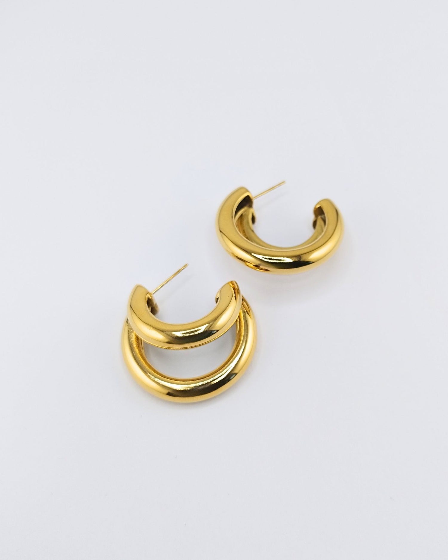 Izoa Double Hoop Earrings Gold