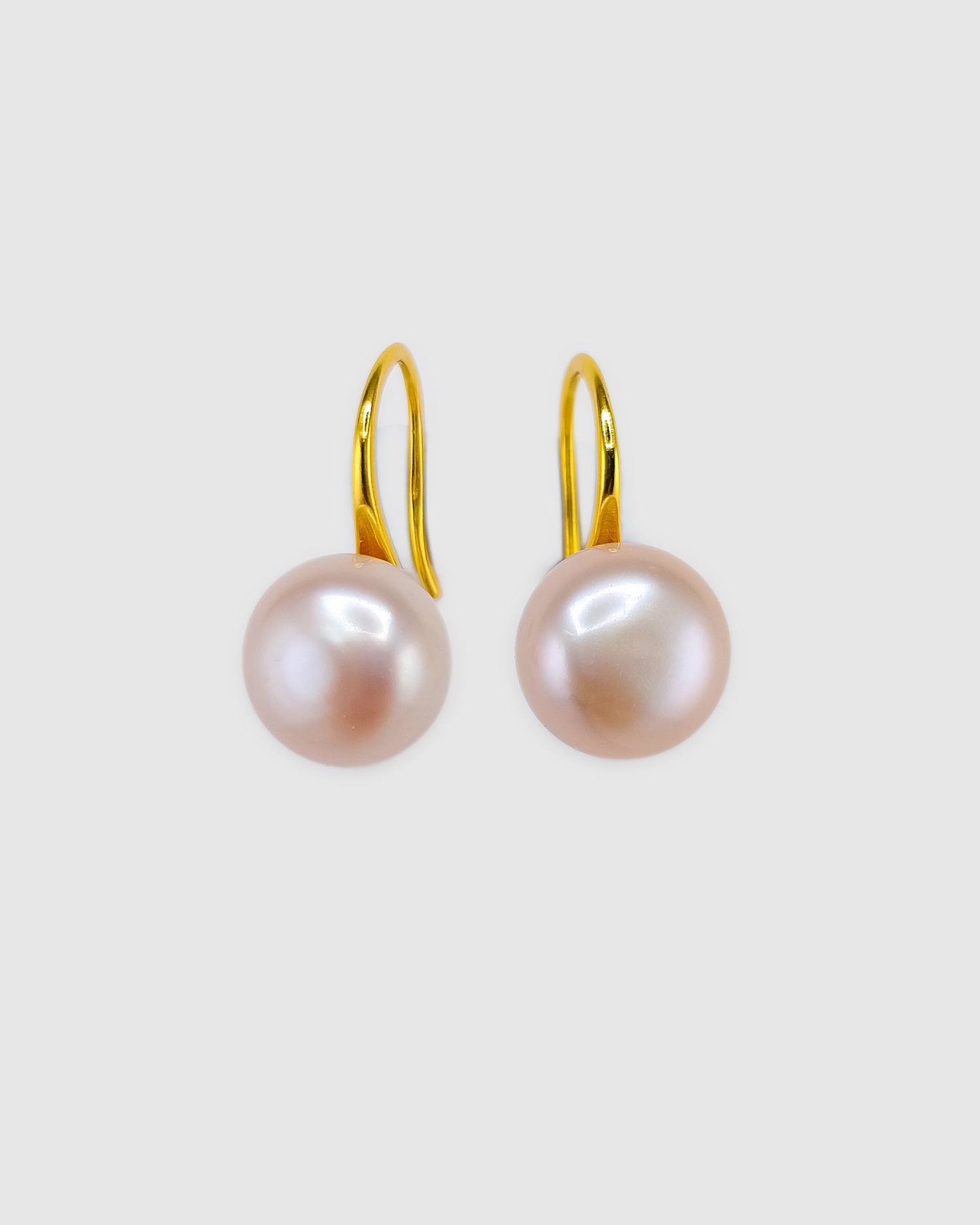 Izoa Cecilia Earrings Pink Freshwater Pearl
