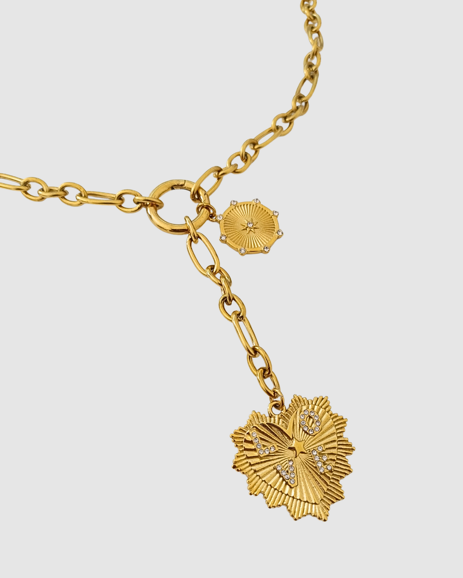 Izoa Amora Heart Pendant Necklace Gold