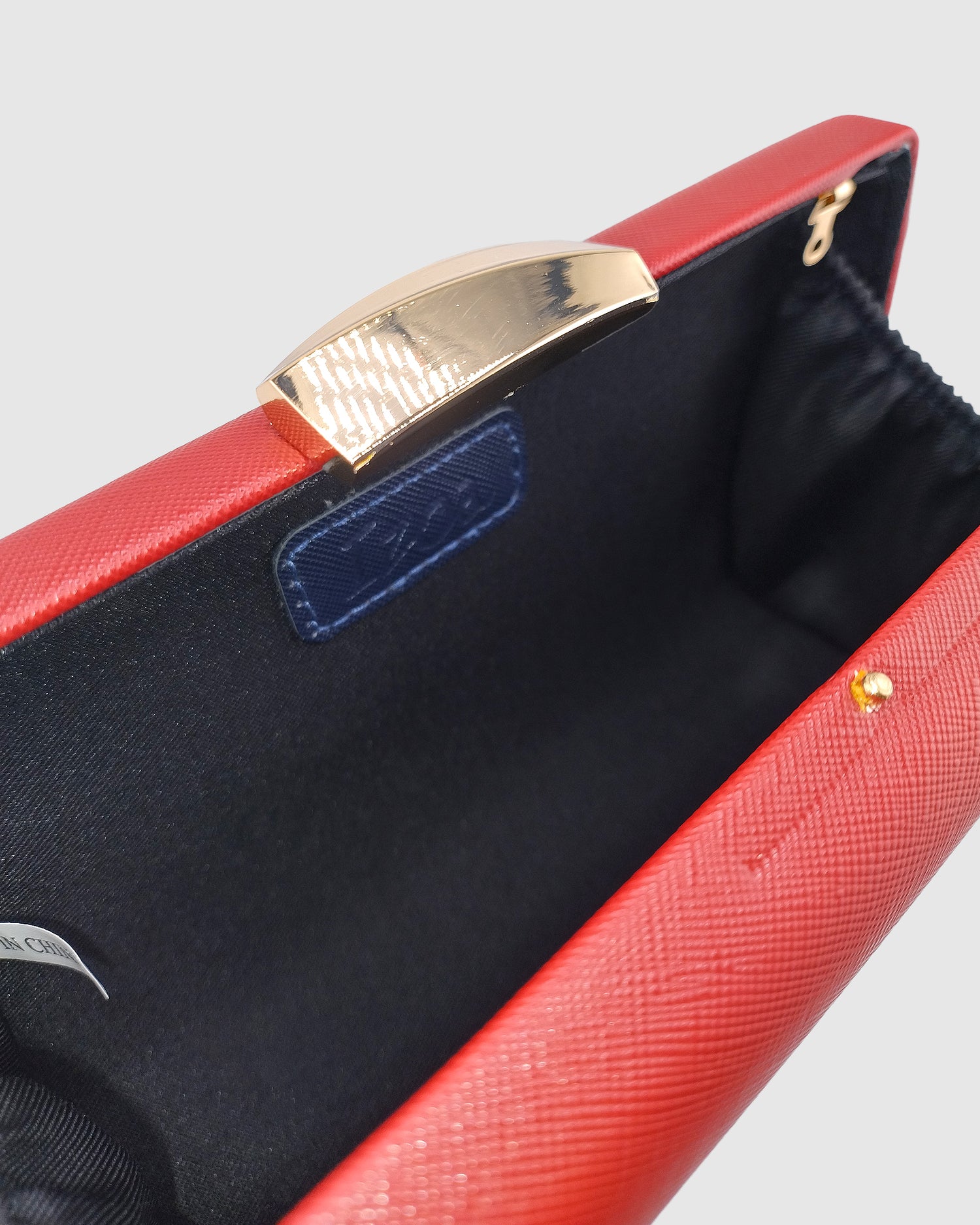 Izoa Bianca Clutch in Burgundy