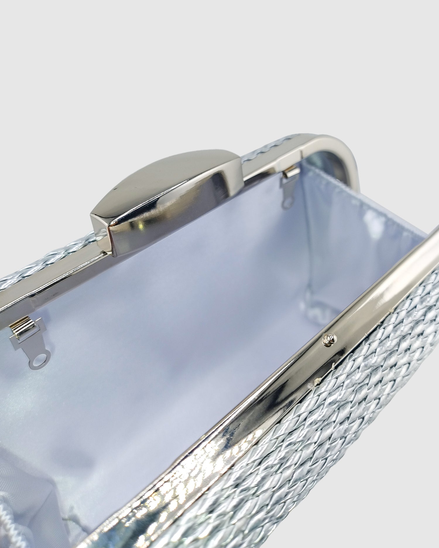 Izoa Helen Rope Detail Clutch in Silver