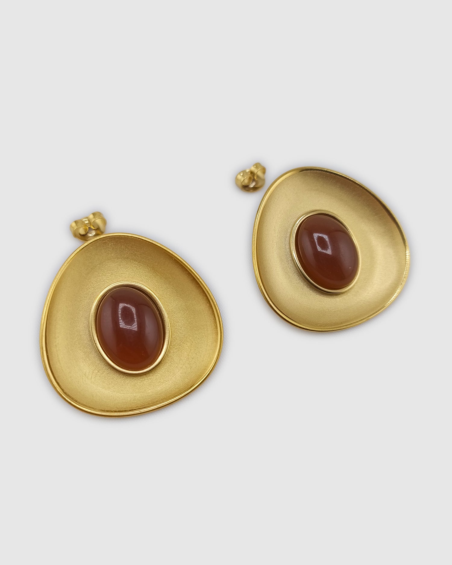 Izoa Heather Stud Earring Gold Red