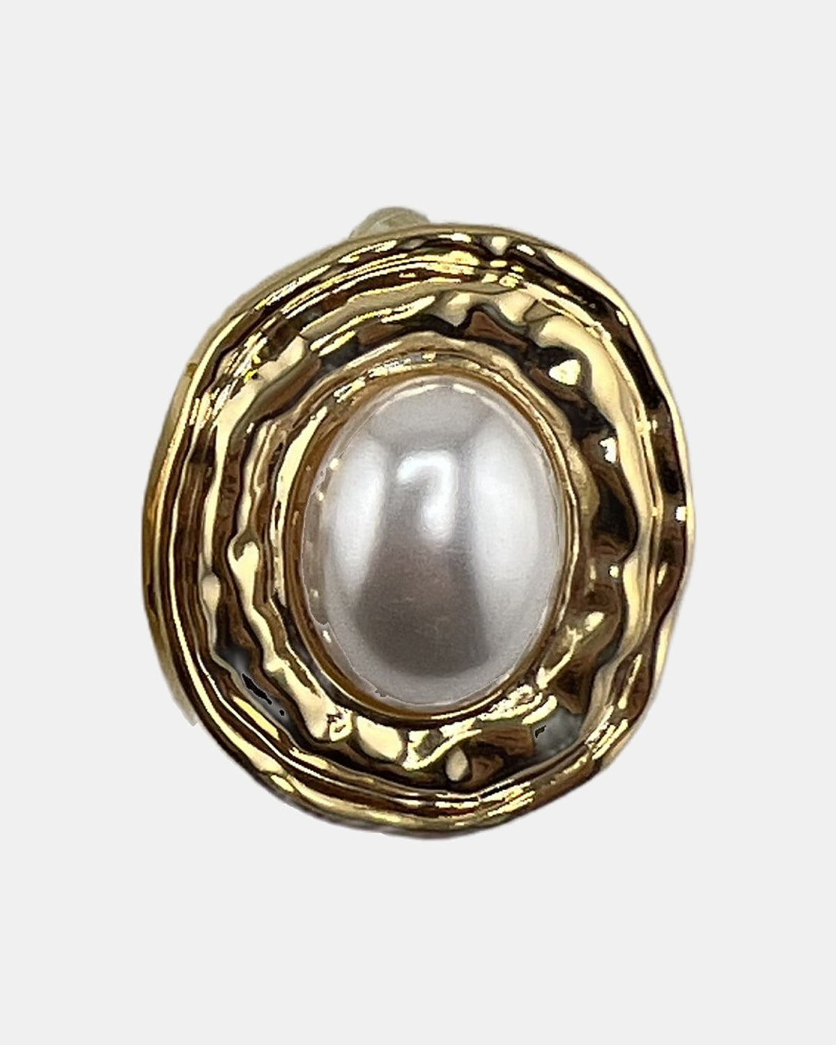 Izoa Winifred Hammered Pearl Statement Stud Earrings Pearl - close-up view