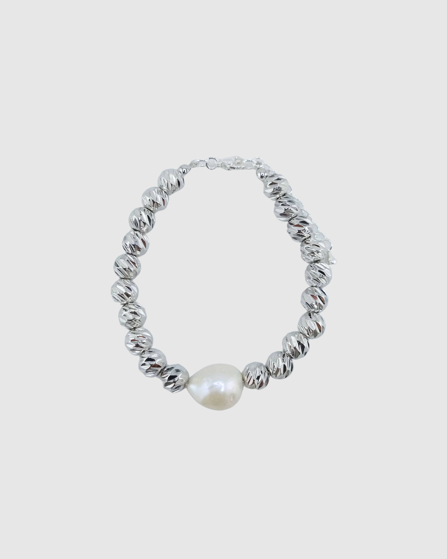 Izoa Maia Freshwater Baroque Pearl Bracelet Silver