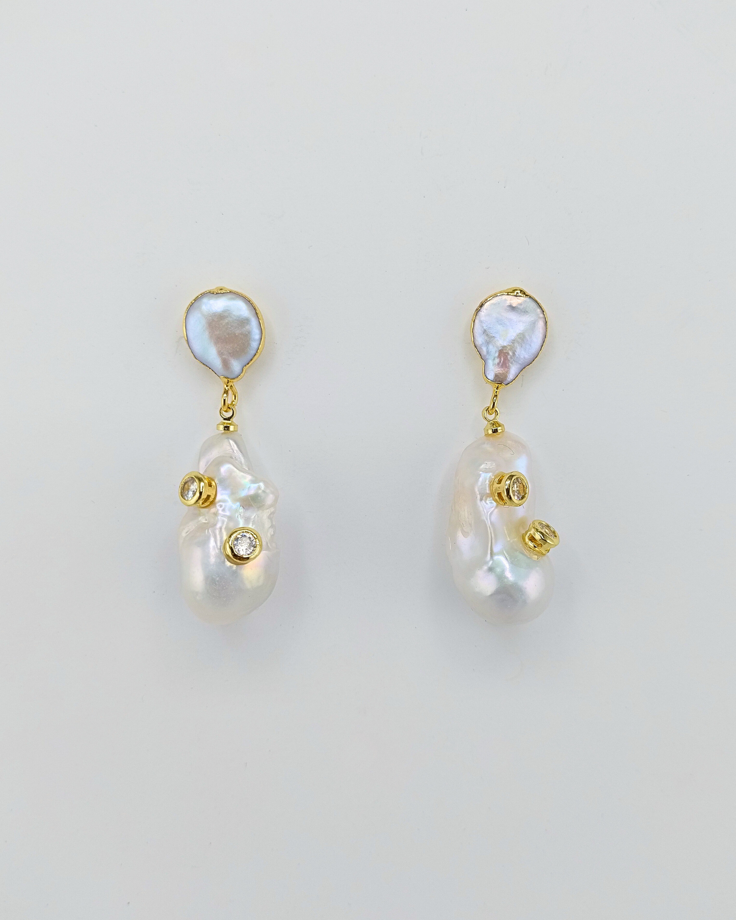 Izoa Calista Baroque Pearl Earrings Gold Clear Freshwater Pearl