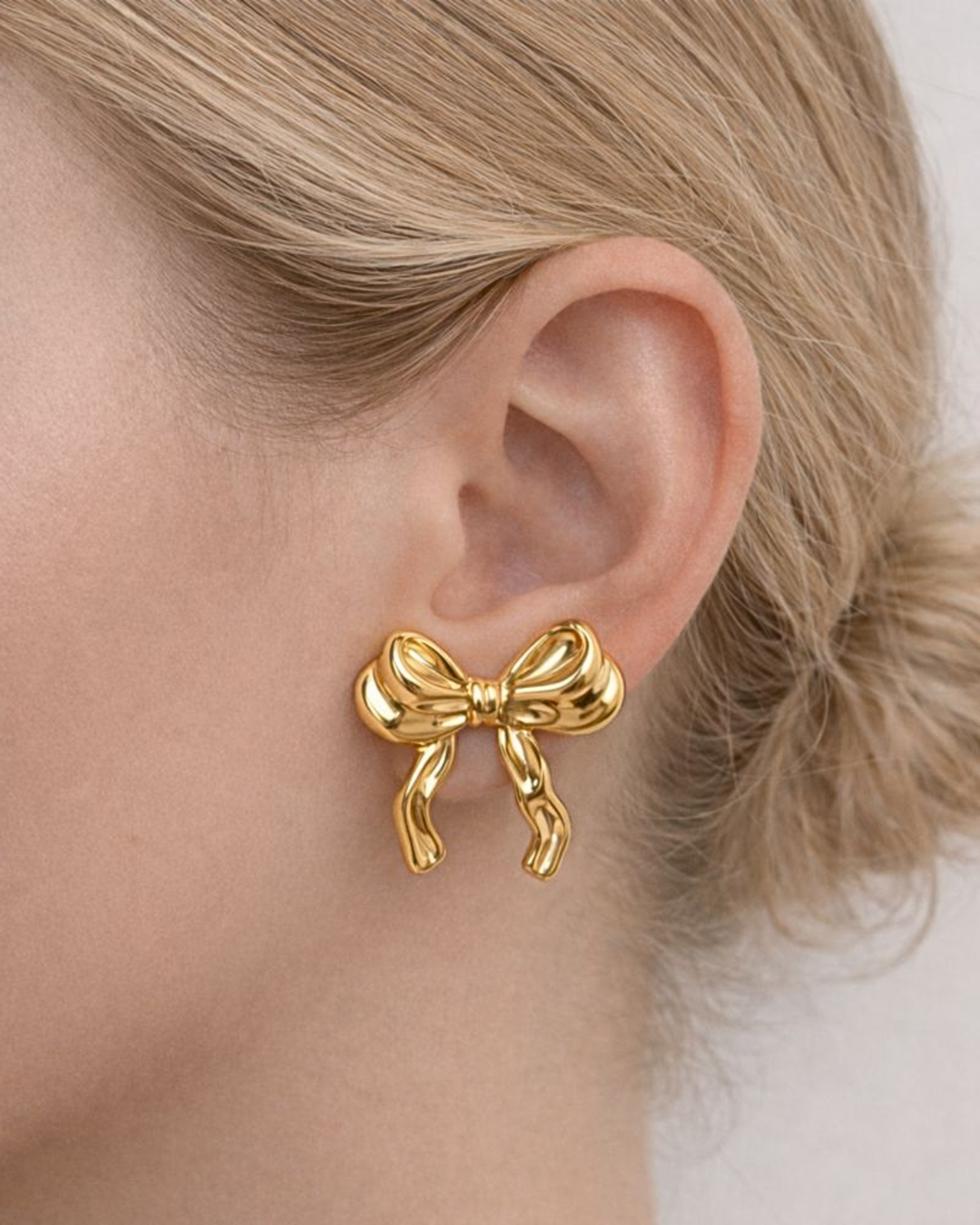 Izoa Marley Bow Stud Earrings