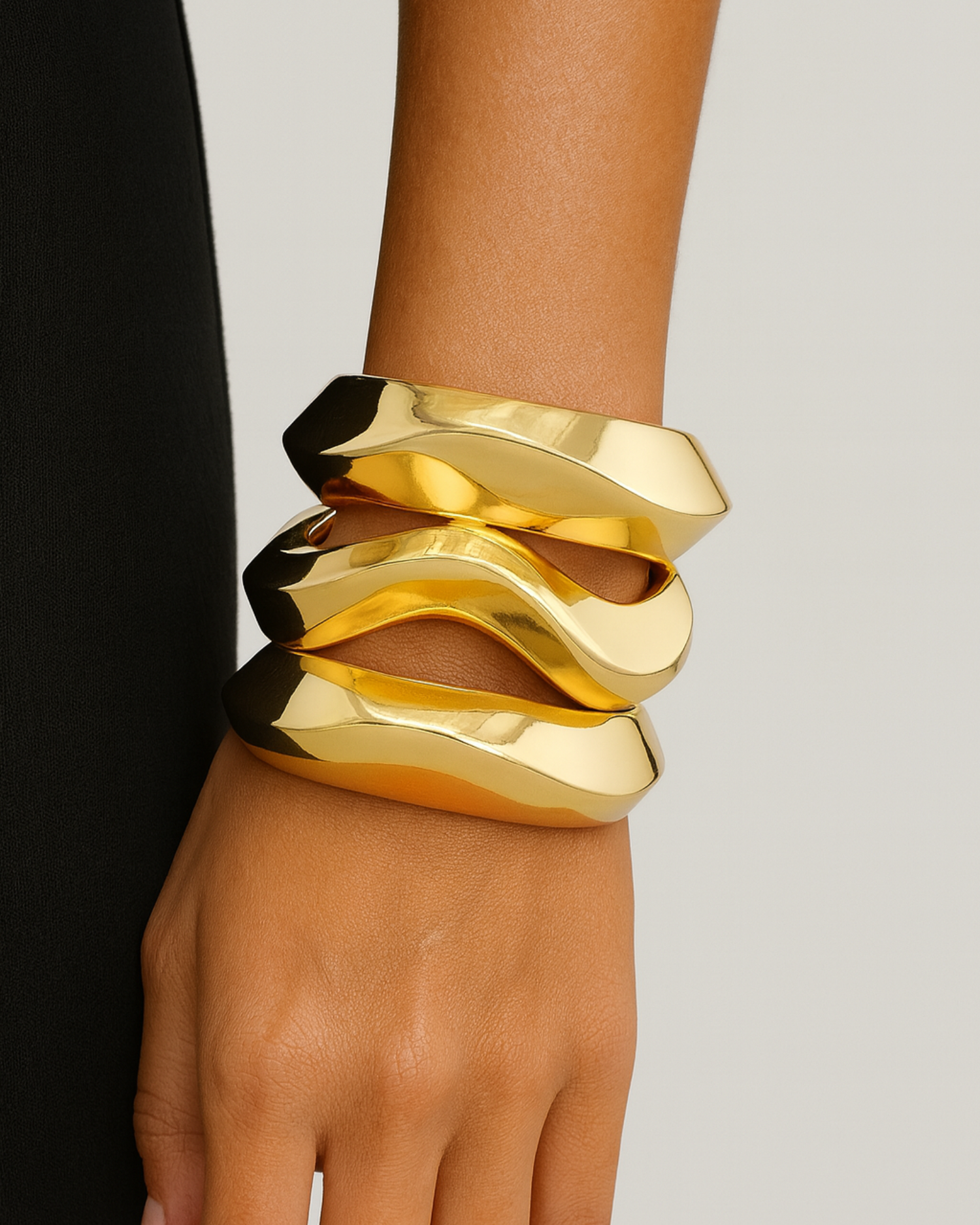 Izoa Breeze Bangle Stack