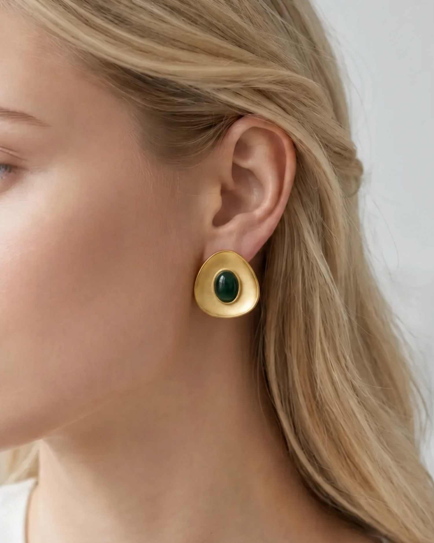 Izoa Heather Stud Earring Gold Green