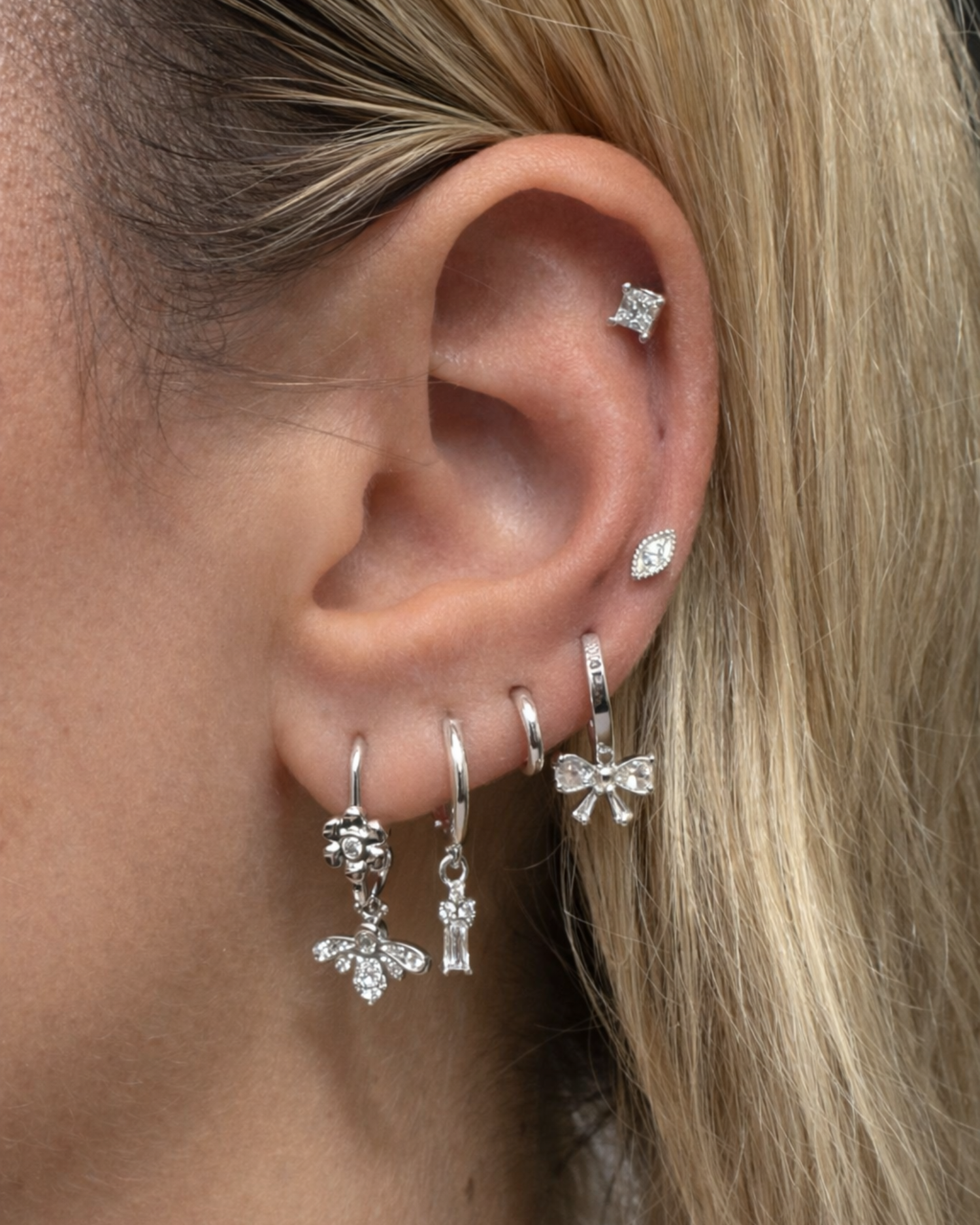 Izoa Small Bow Huggie Earrings