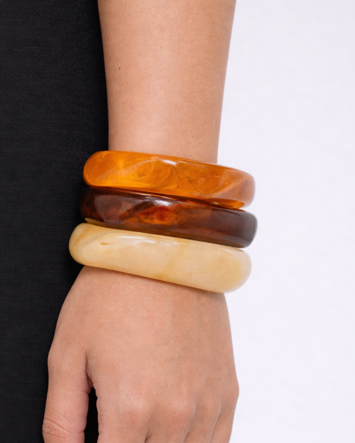 Izoa Kalani Bangle Stack