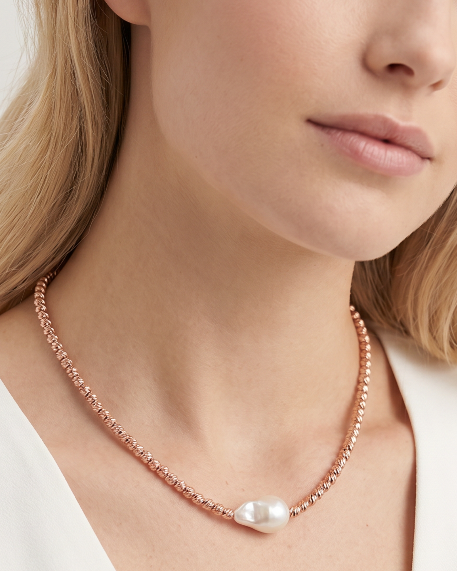 Izoa Amarae Freshwater Baroque Pearl Necklace Rose Gold