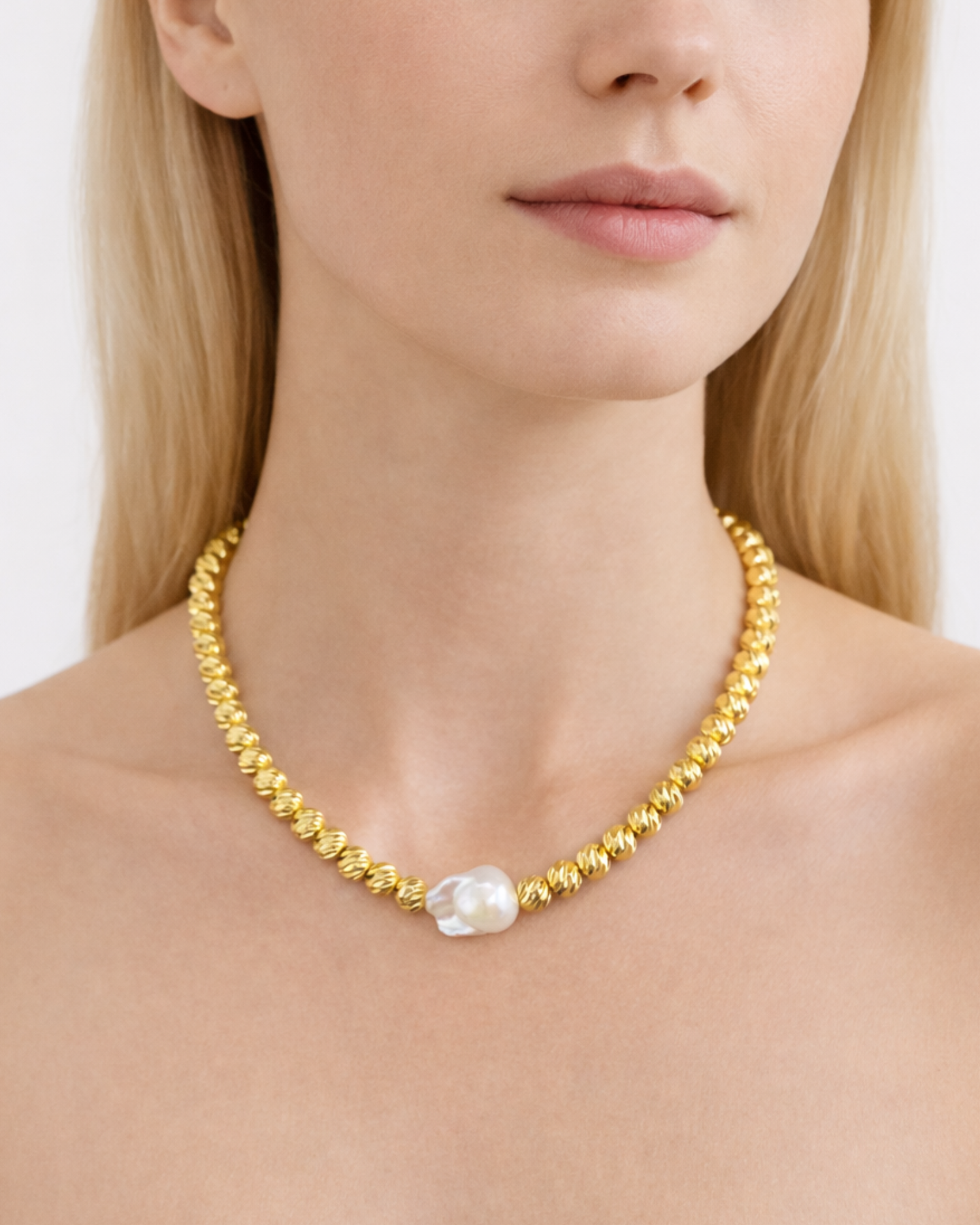 Izoa Maia Freshwater Baroque Pearl Necklace Gold