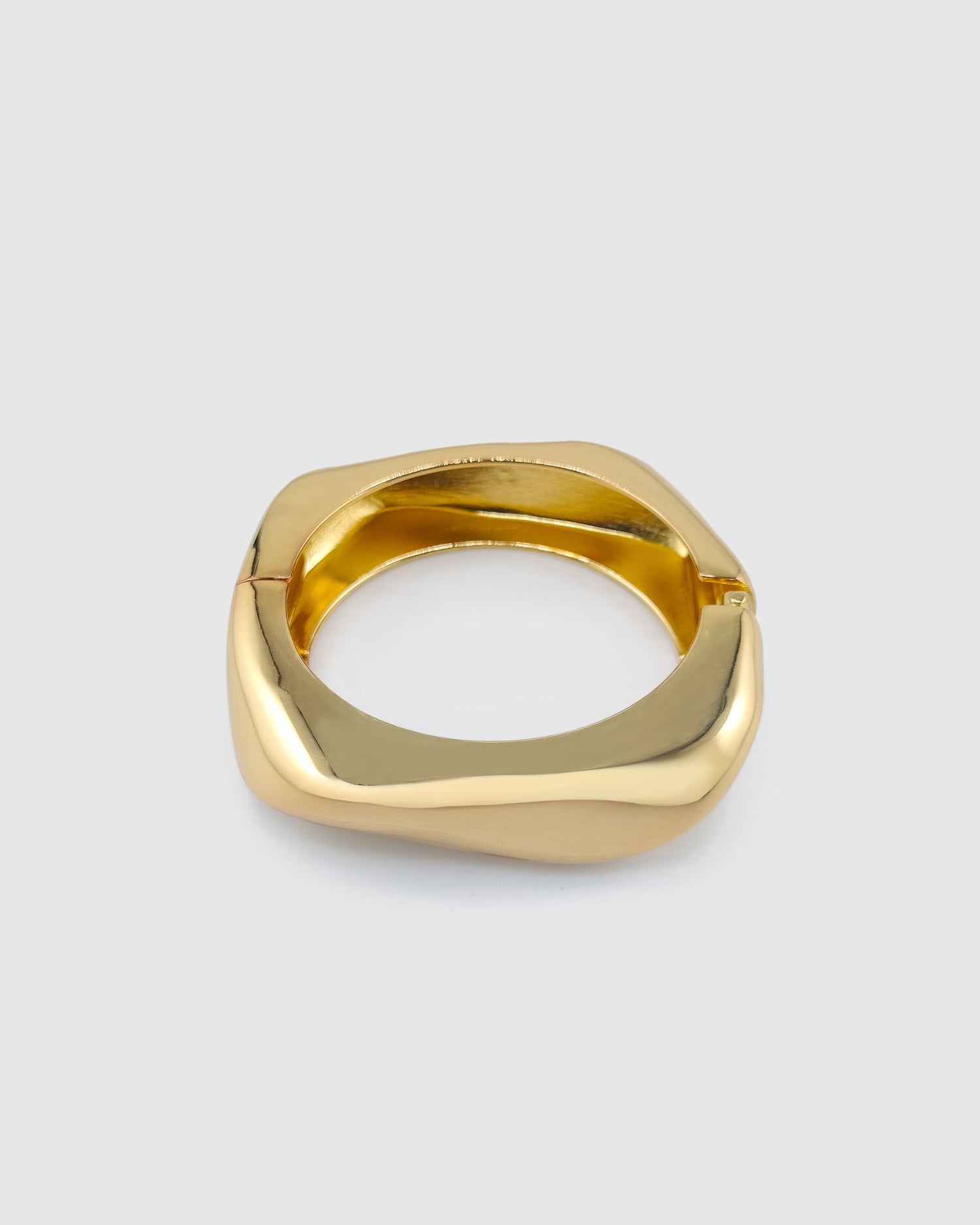 Izoa Kiki Bangle Gold