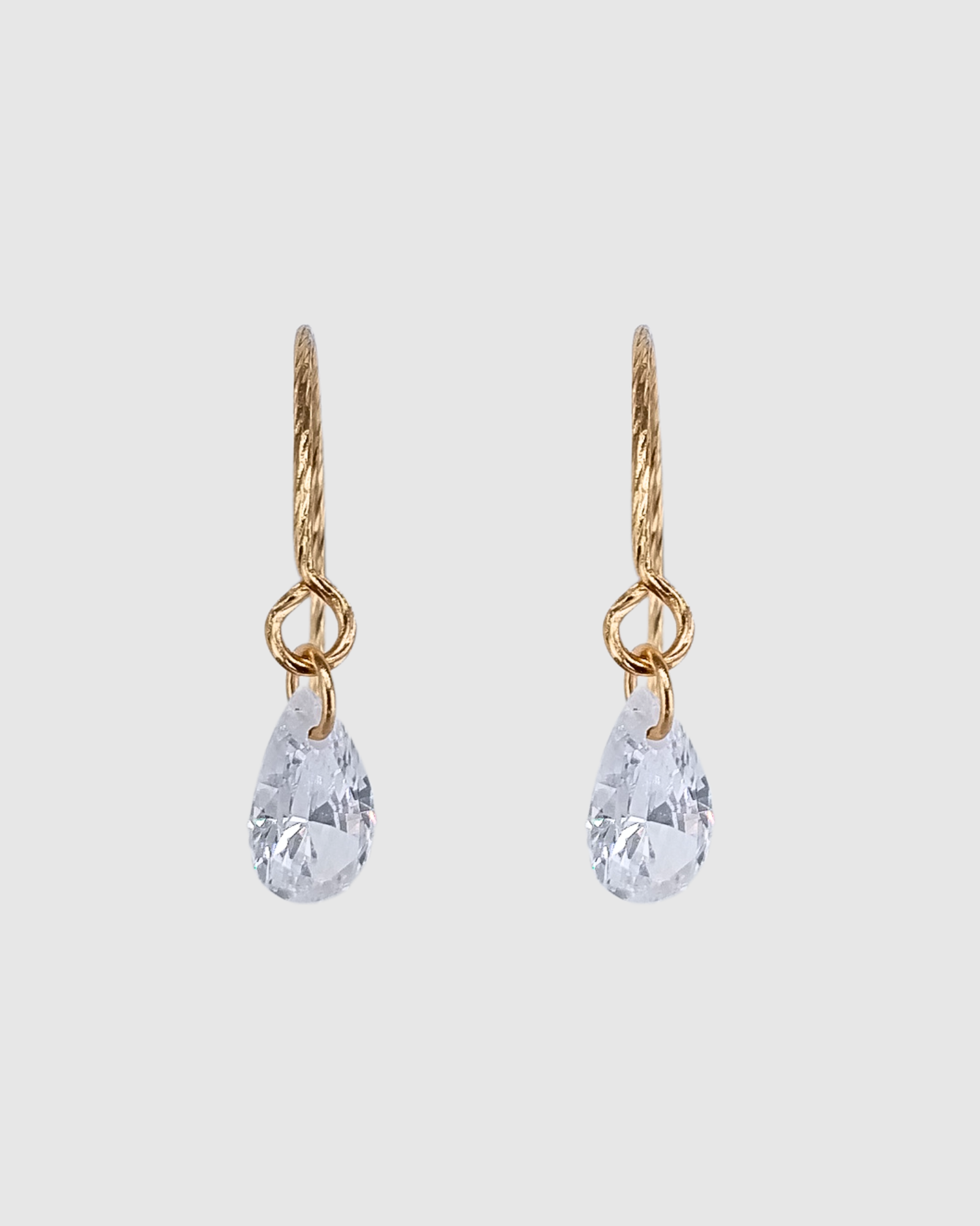 Izoa Klara Hook Earrings Gold