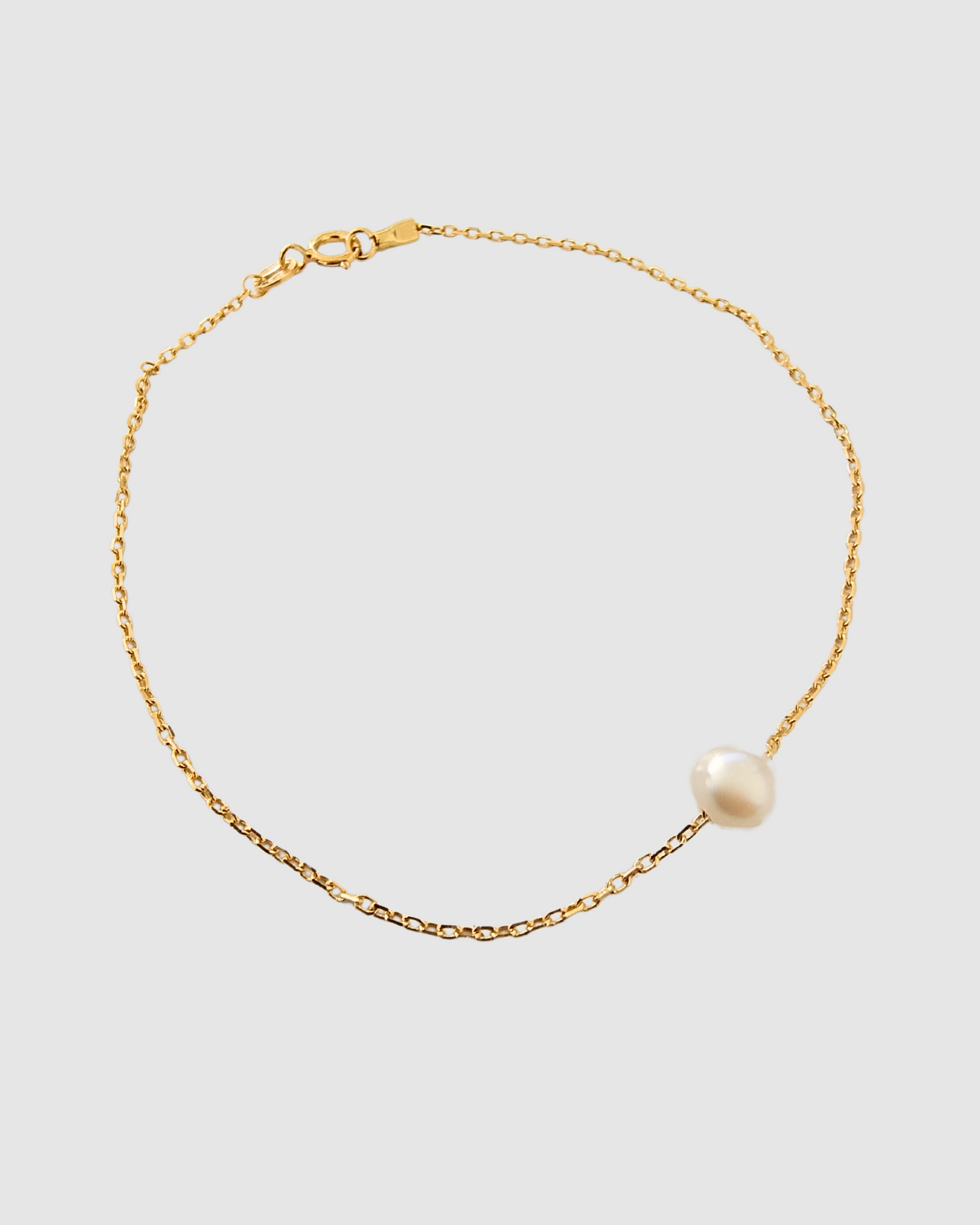 Izoa Gwen Freshwater Pearl Bracelet Gold