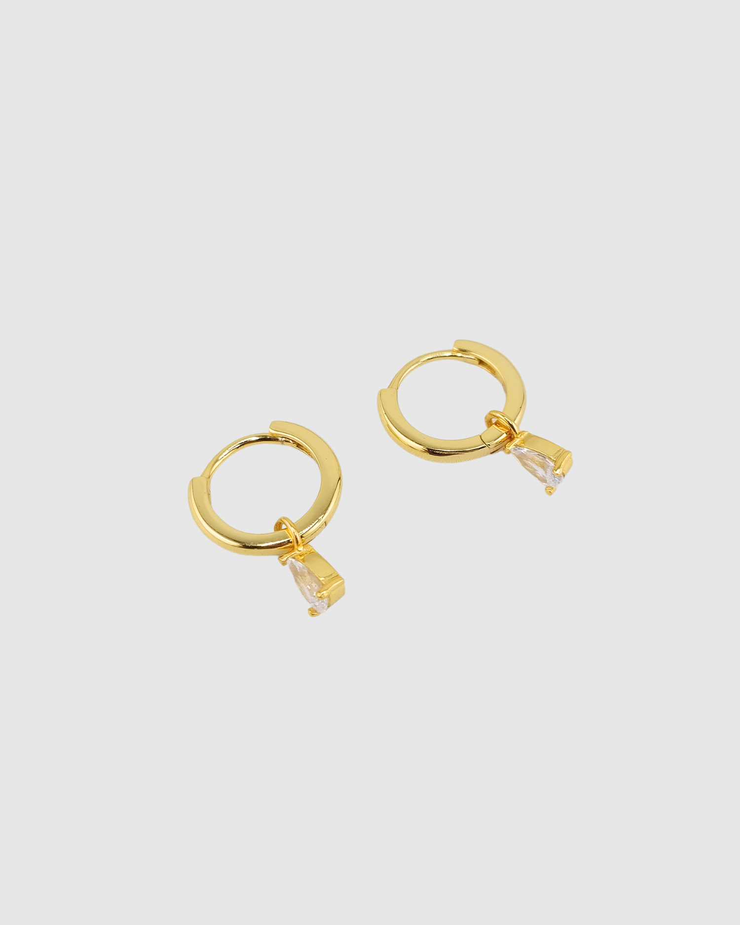 Izoa Marie Teardrop Huggie Gold Clear