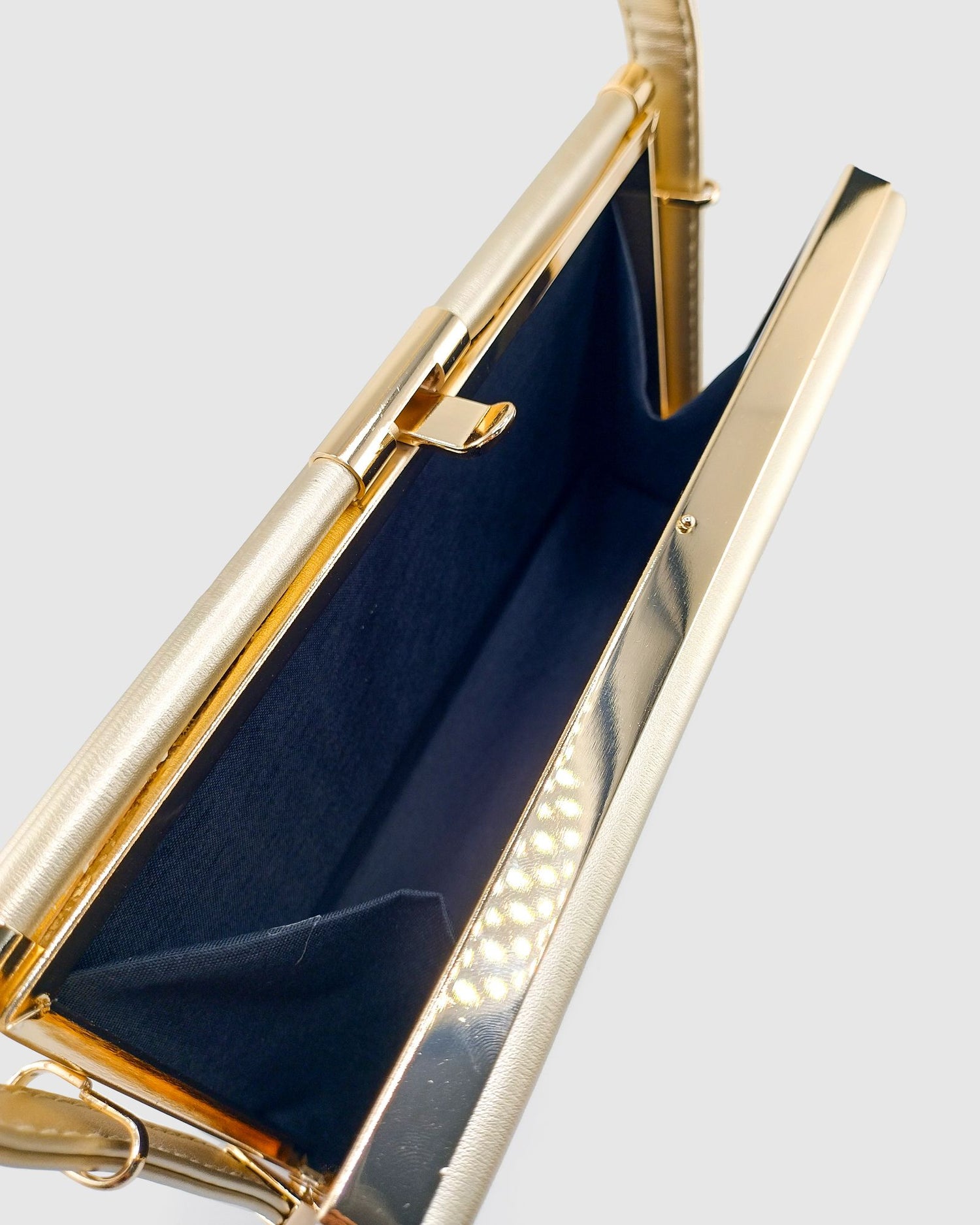 Izoa Mikki Clutch Gold