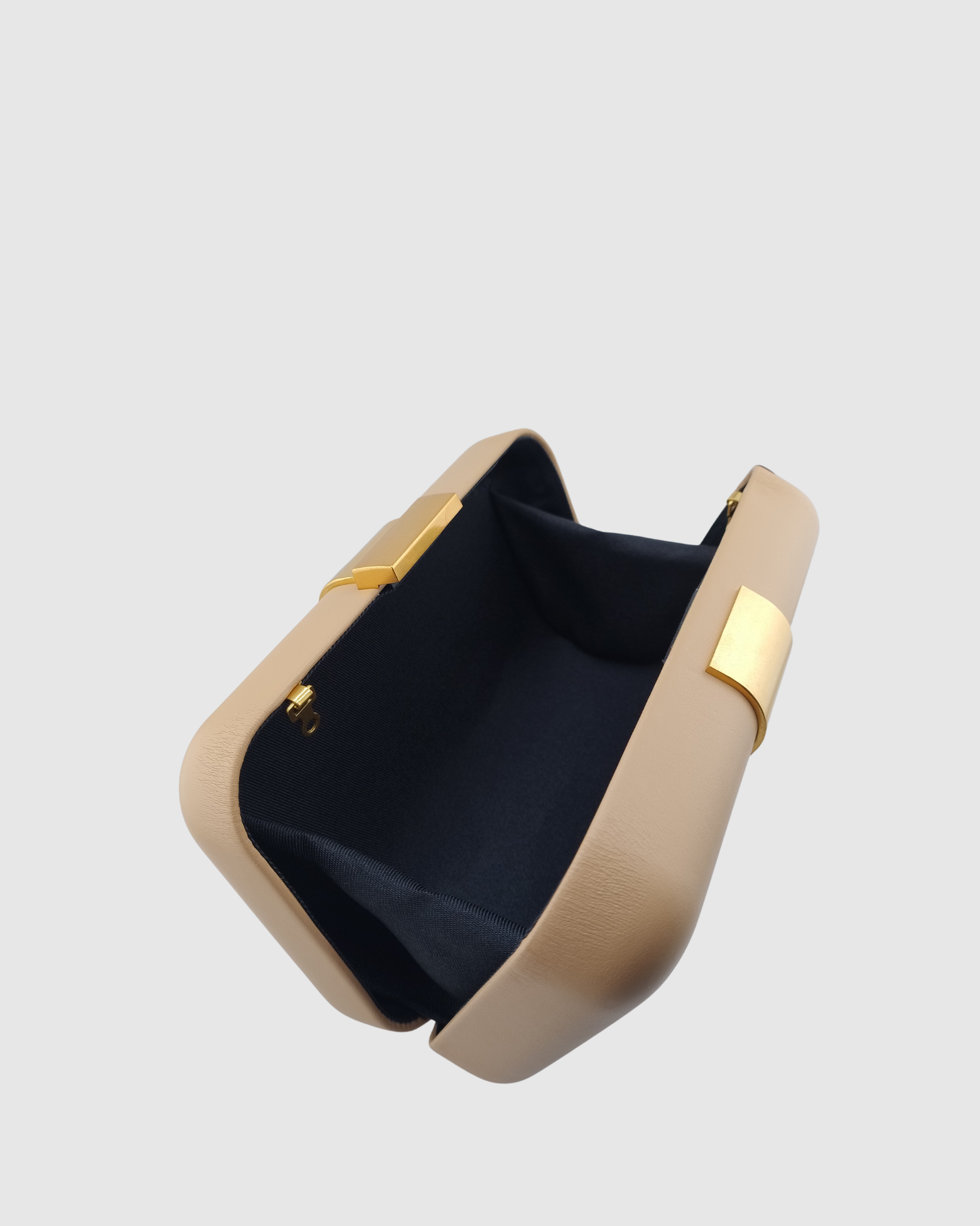 Izoa Olivia Clutch Nude