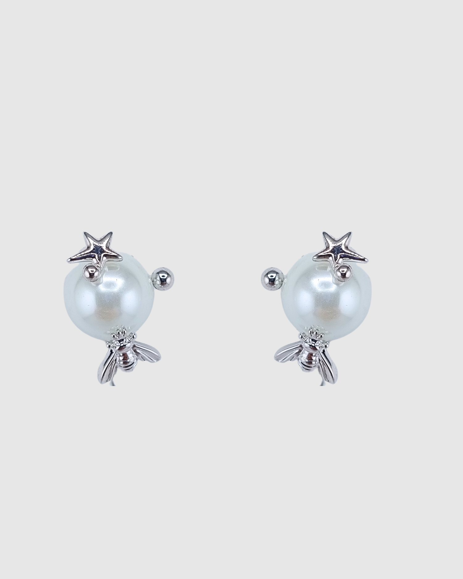 Izoa Pearl Charm Stud Earrings Silver