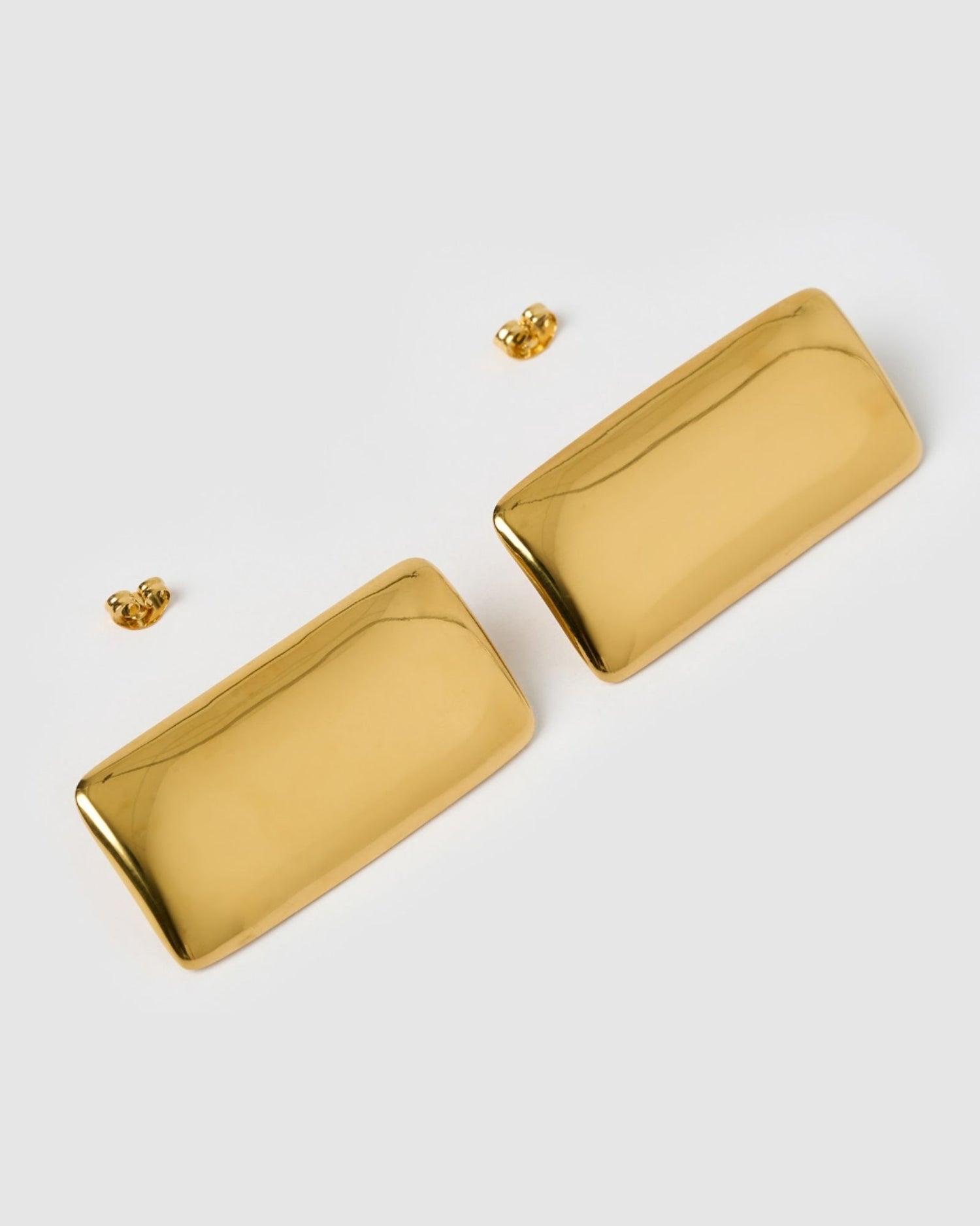 Izoa Tamara Stud Earrings Gold