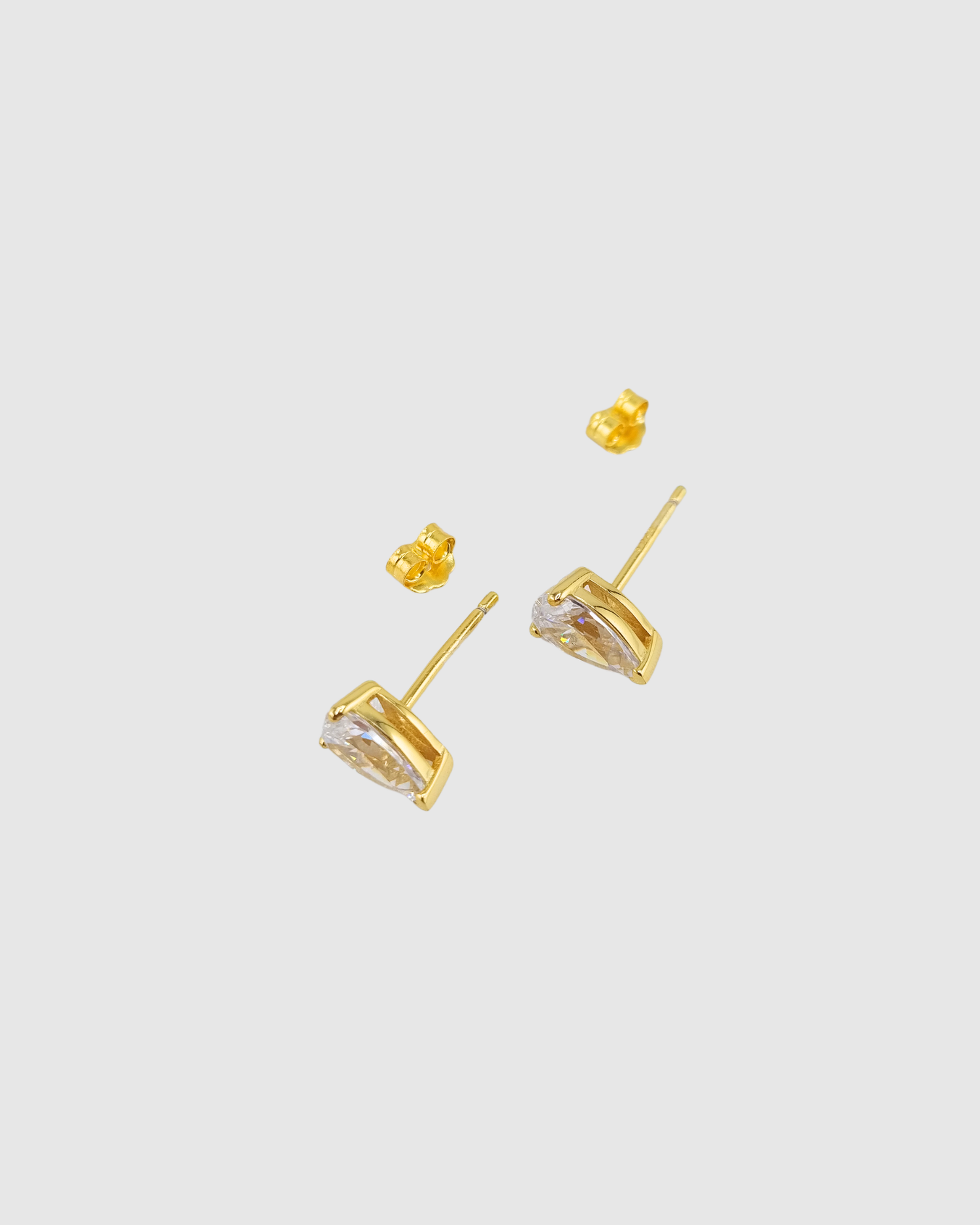 Izoa Teardrop Stud Earrings Small Gold