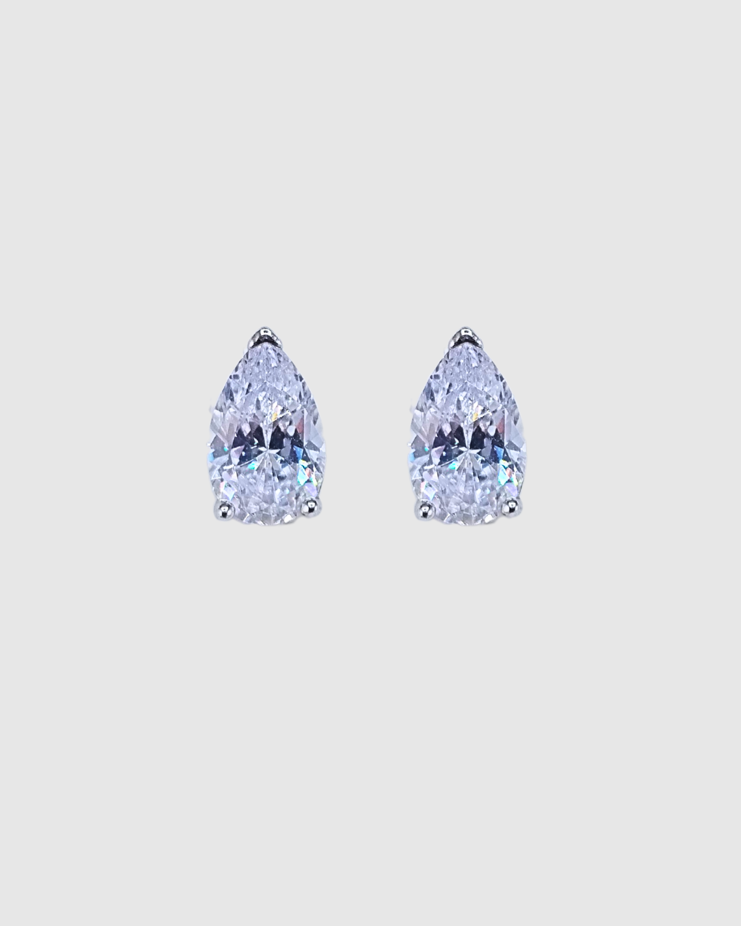 Izoa Teardrop Stud Earrings Silver Large