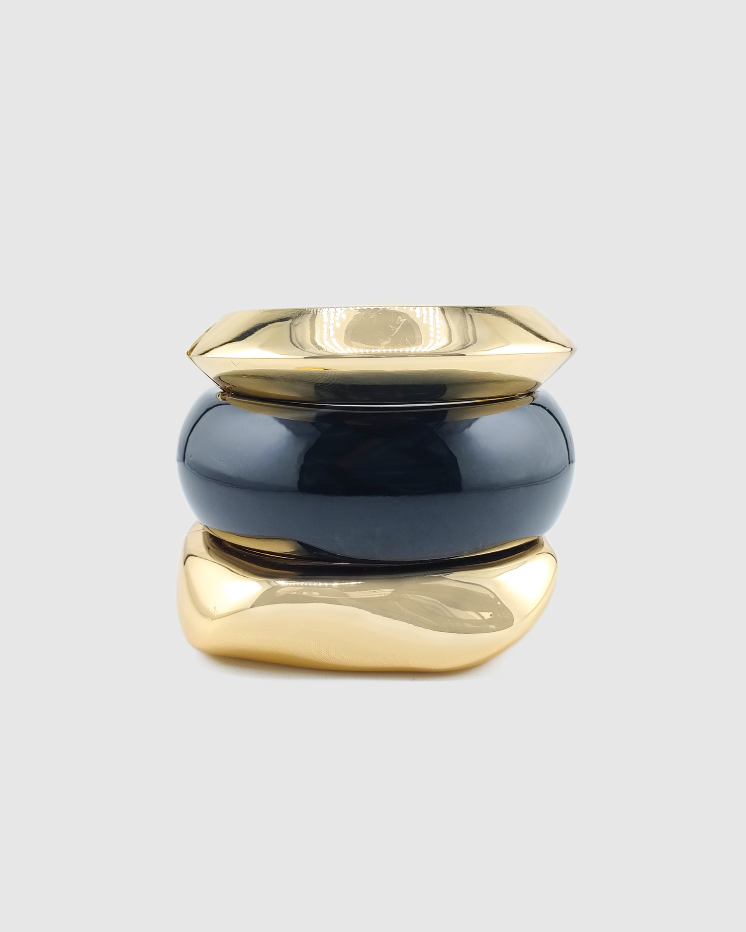 Izoa Tide Bangle Stack