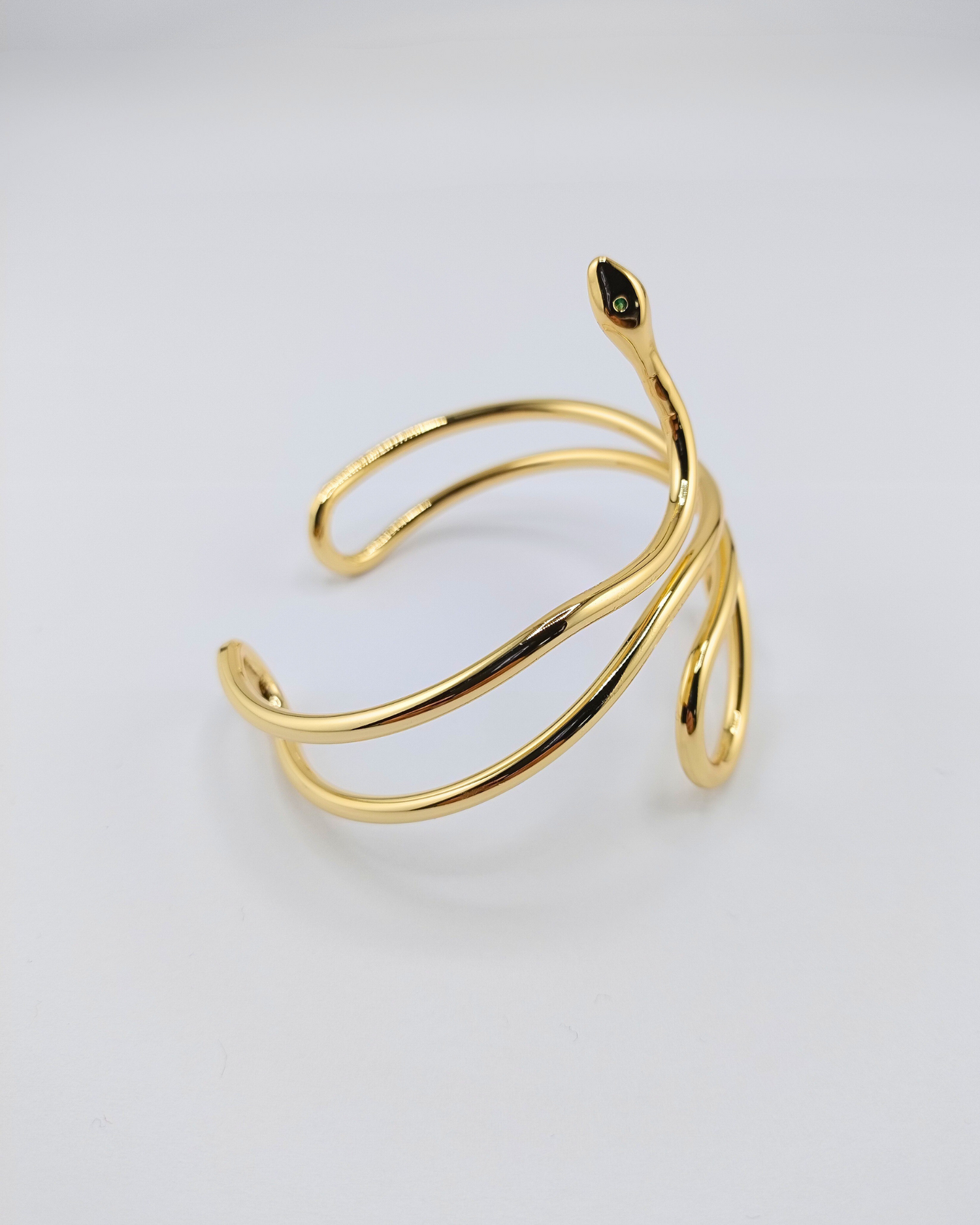 Izoa Twisted Snake Cuff Gold