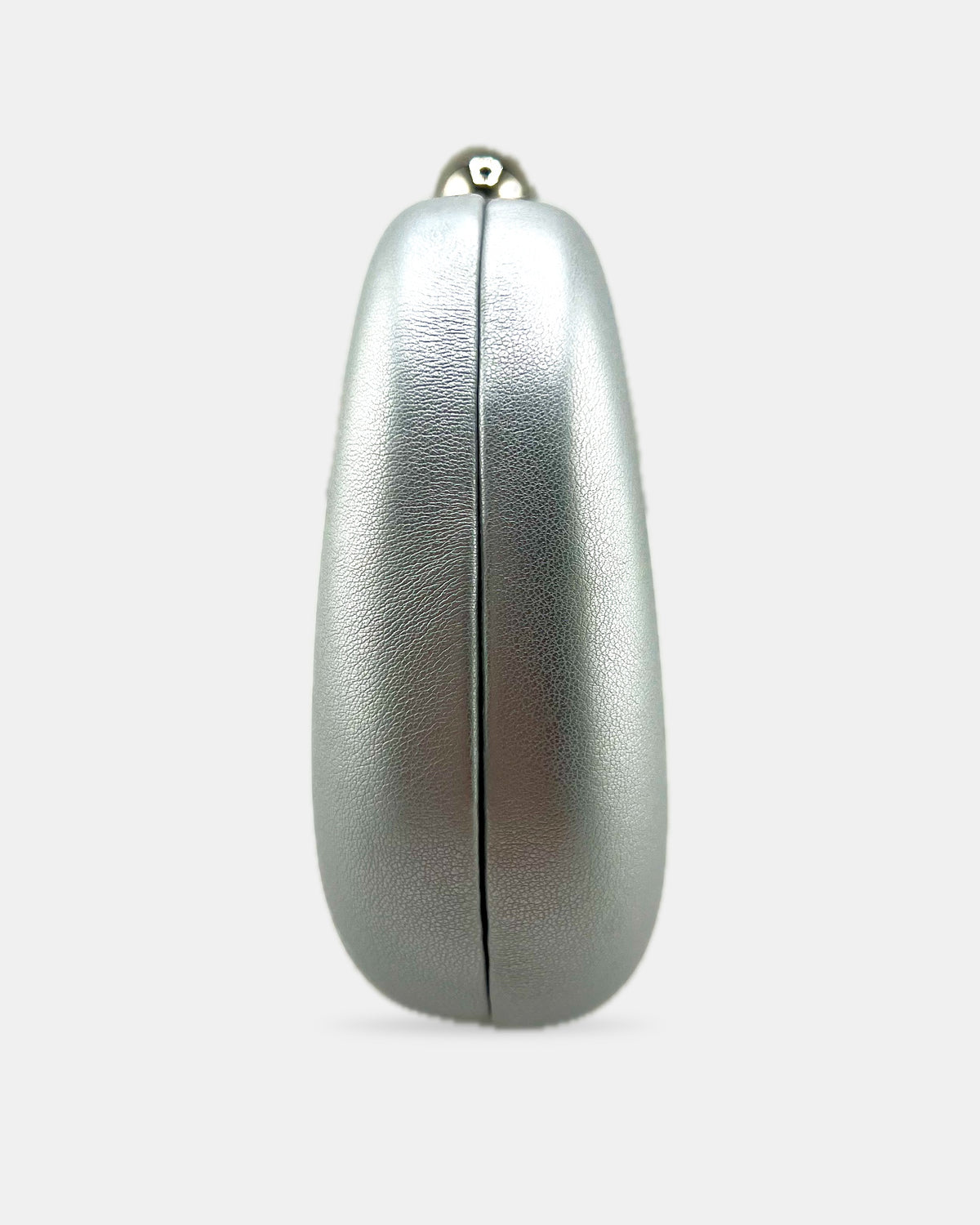 Izoa Coralie Pebble Clutch in Silver – alternate view