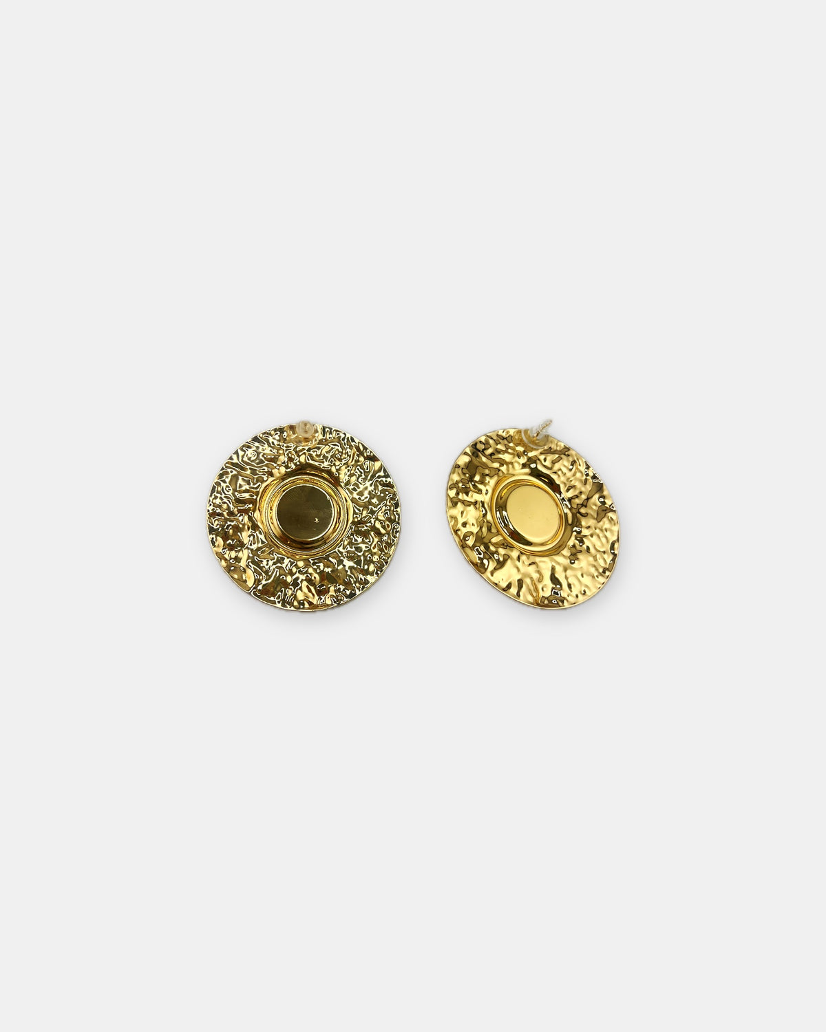 Izoa Cordelia Statement Stud Earrings in Black – back view