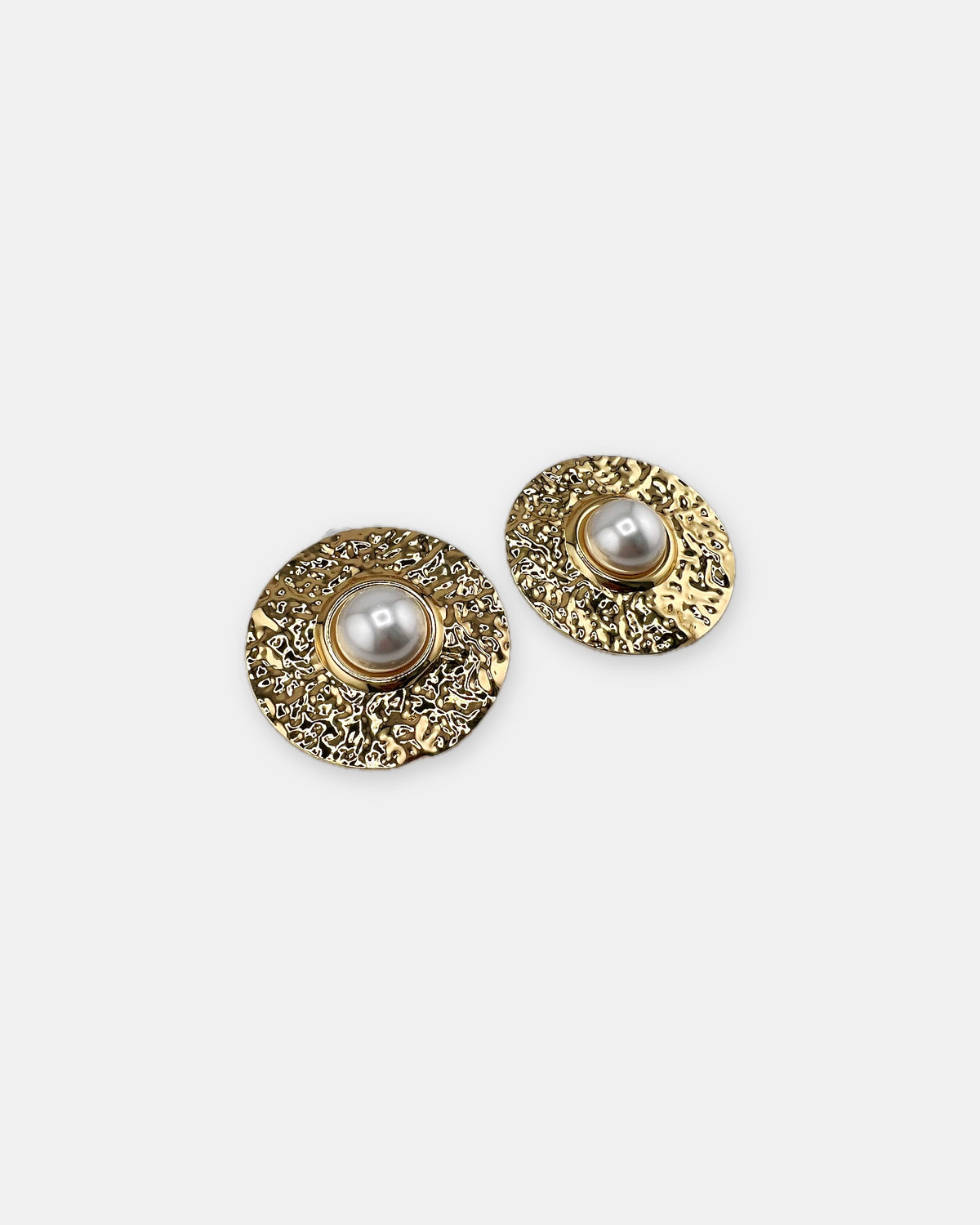 Izoa Cordelia Statement Stud Earrings in Pearl – alternate view