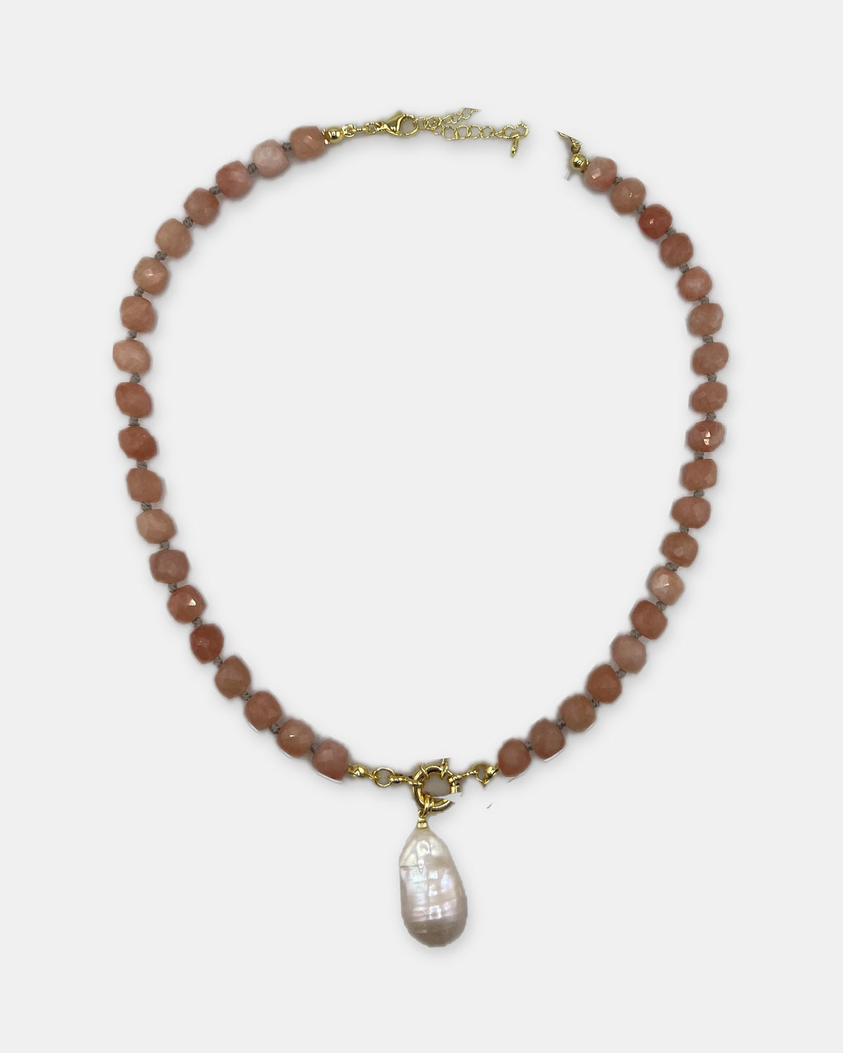 Izoa Philippa Baroque Pearl Drop Necklace in Peach – alternate view