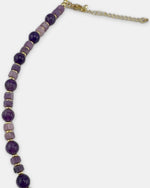 Izoa Rosamund Gemstone Heart Necklace in Amethyst – close-up detail