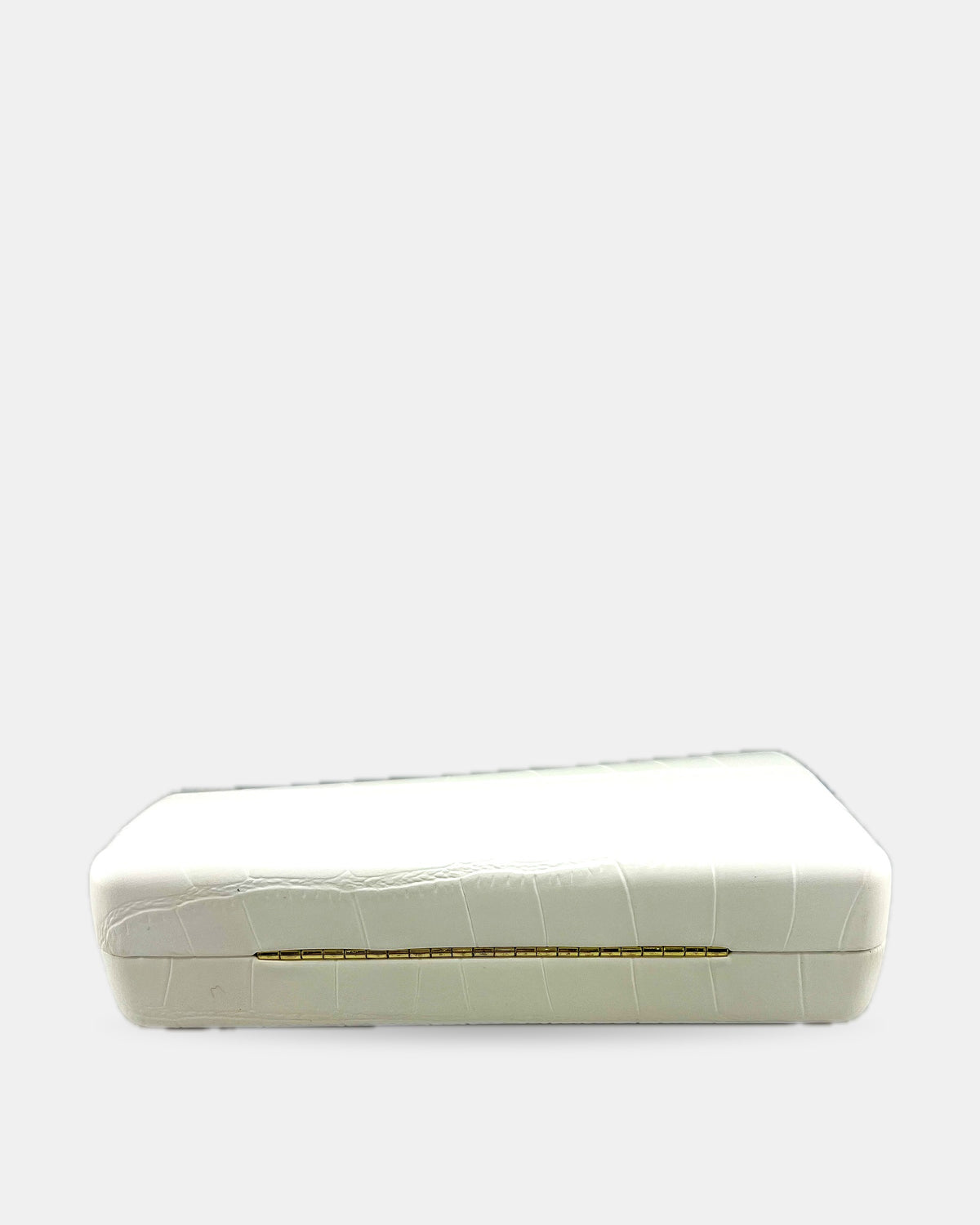 Izoa Saskia Clutch in White – alternate view