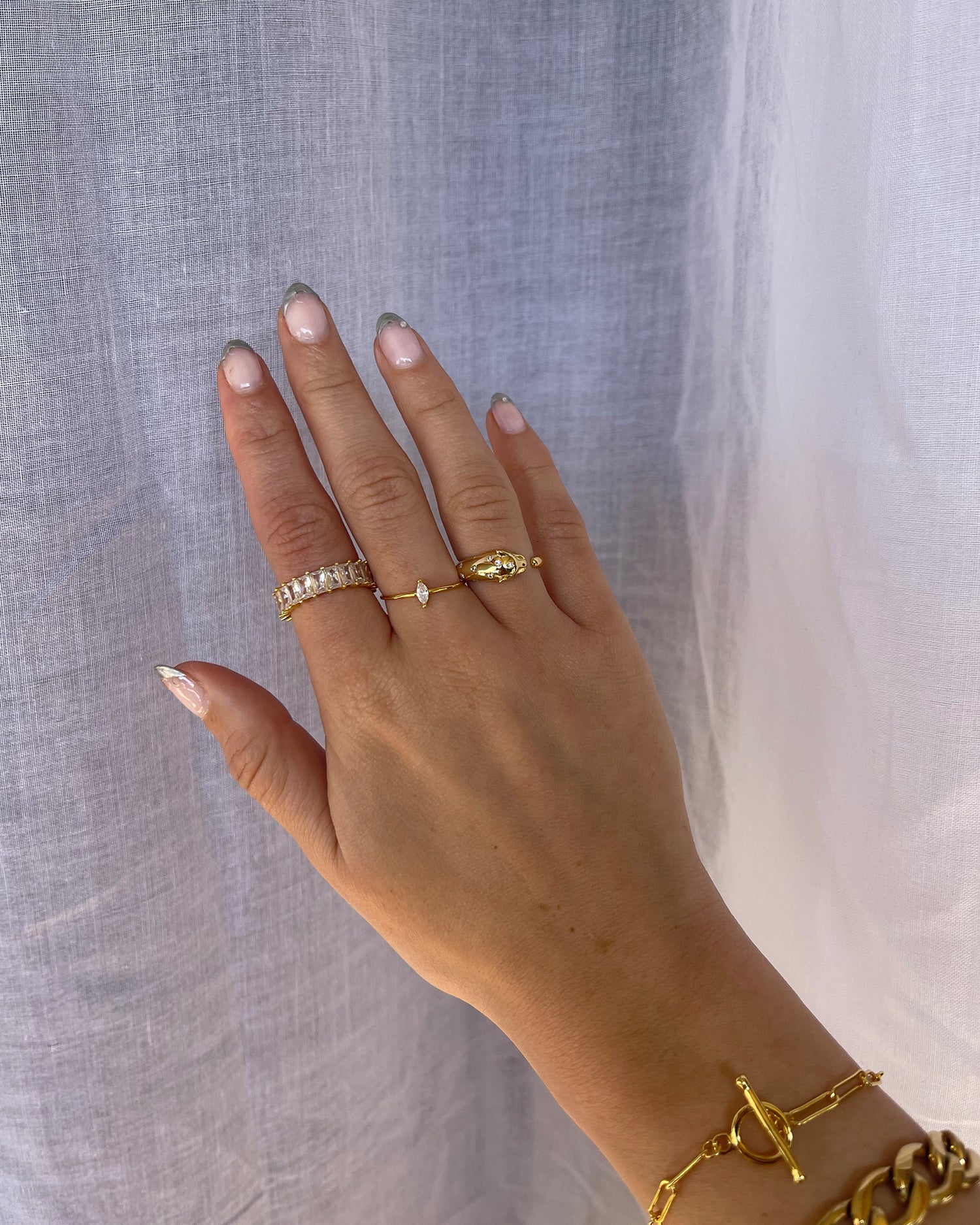 Izoa Ally Ring Gold