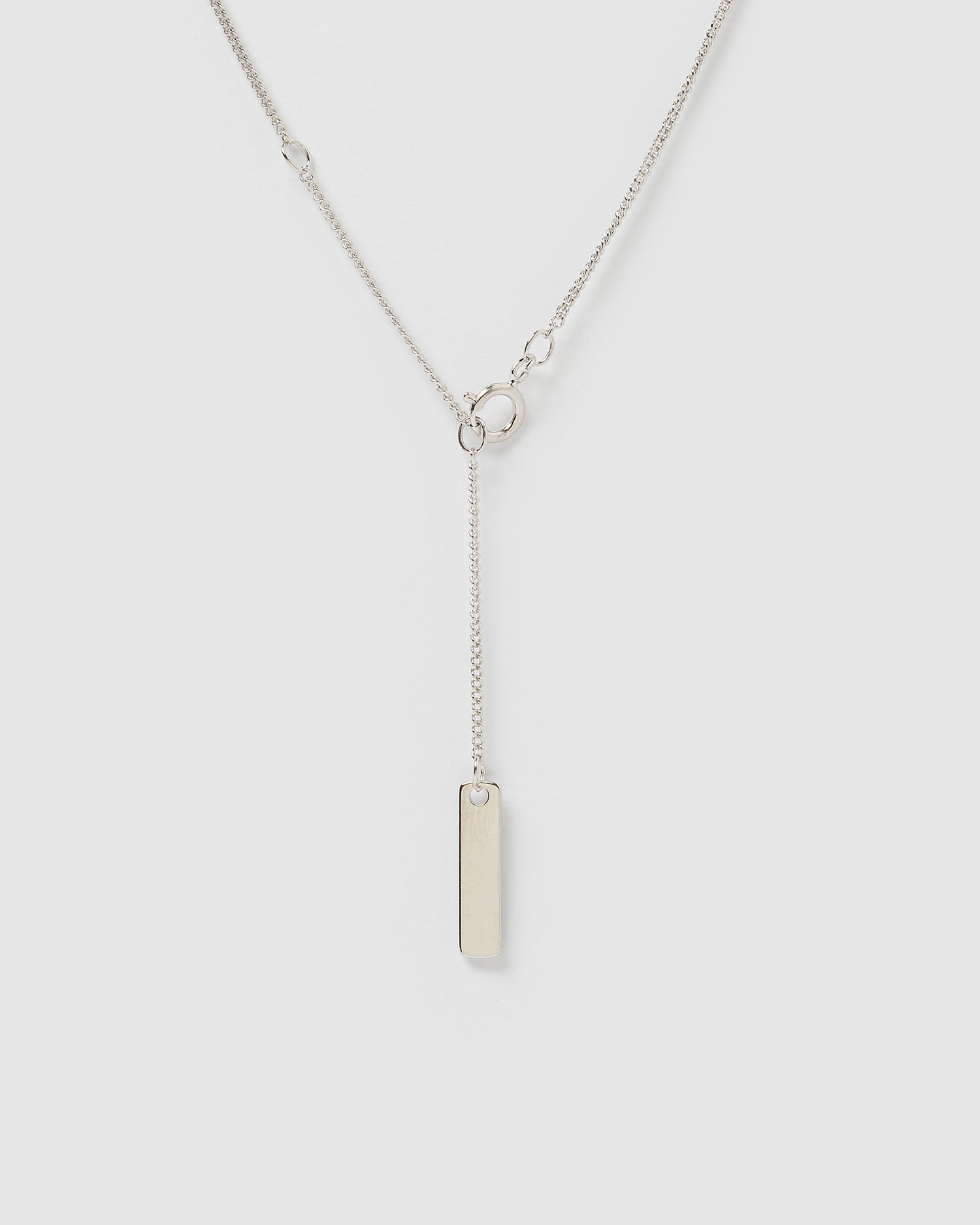 Izoa Alphabet Letter E Necklace Silver