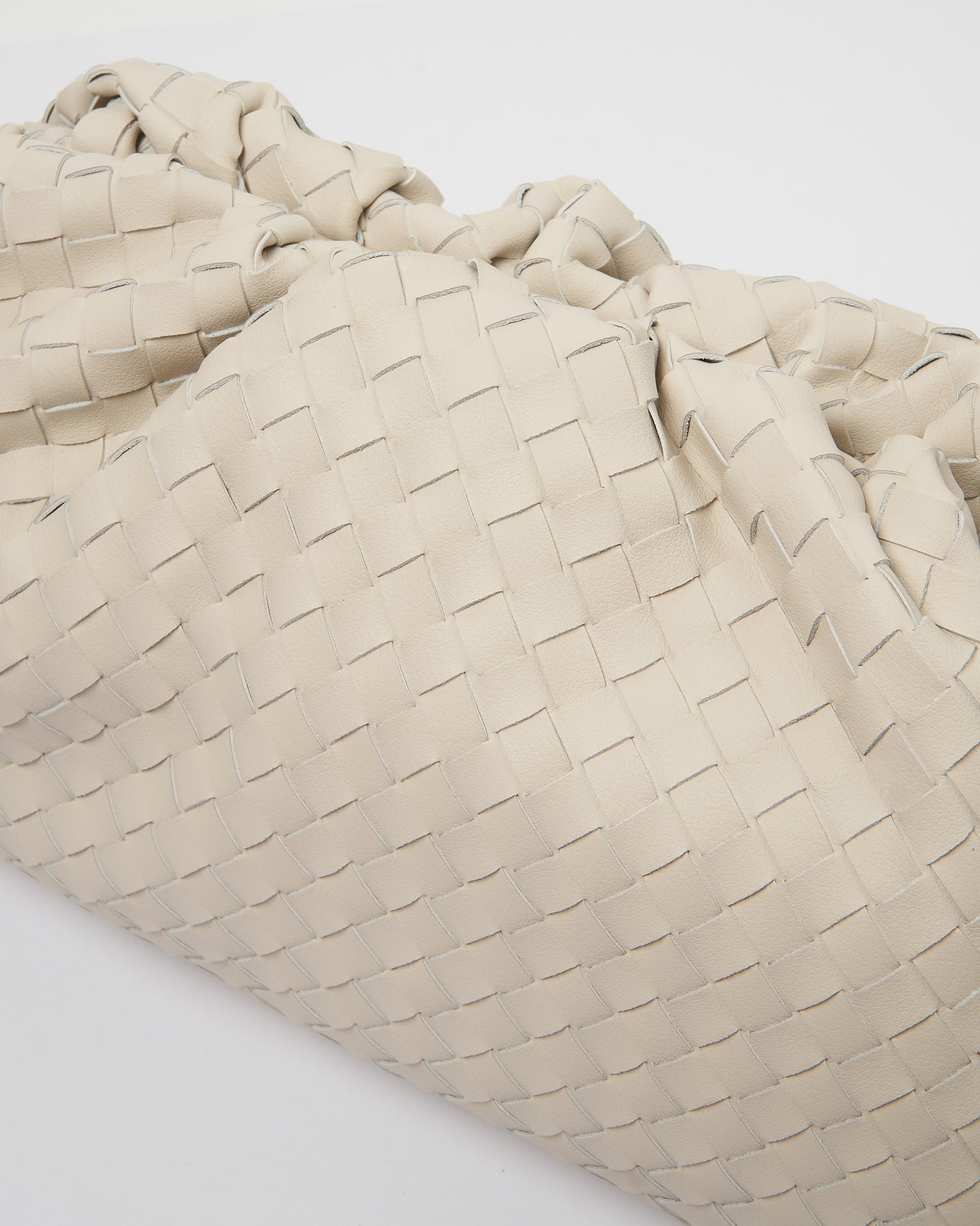 Izoa Vincenza Woven Bag white