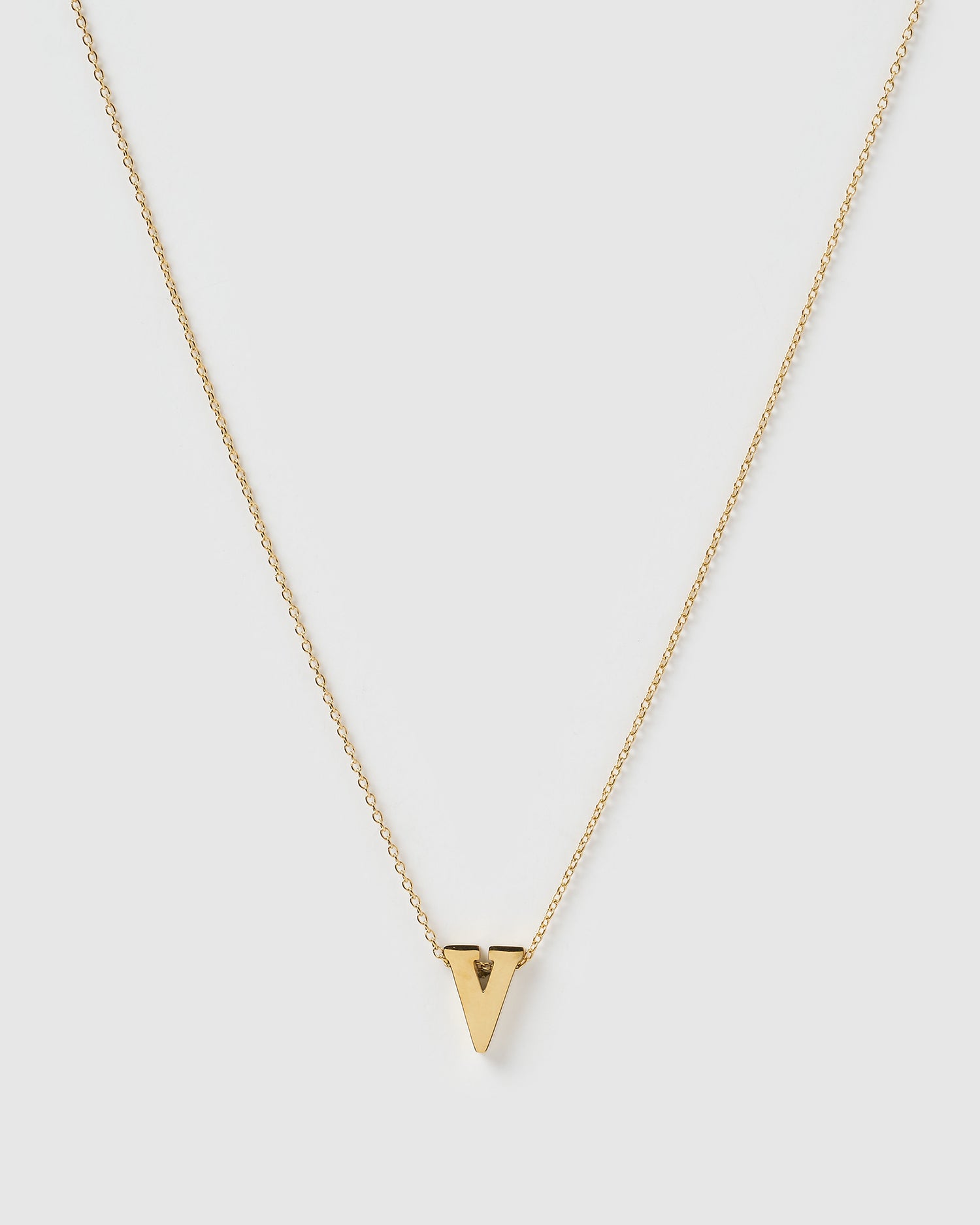 Izoa Alphabet Letter V Necklace Gold